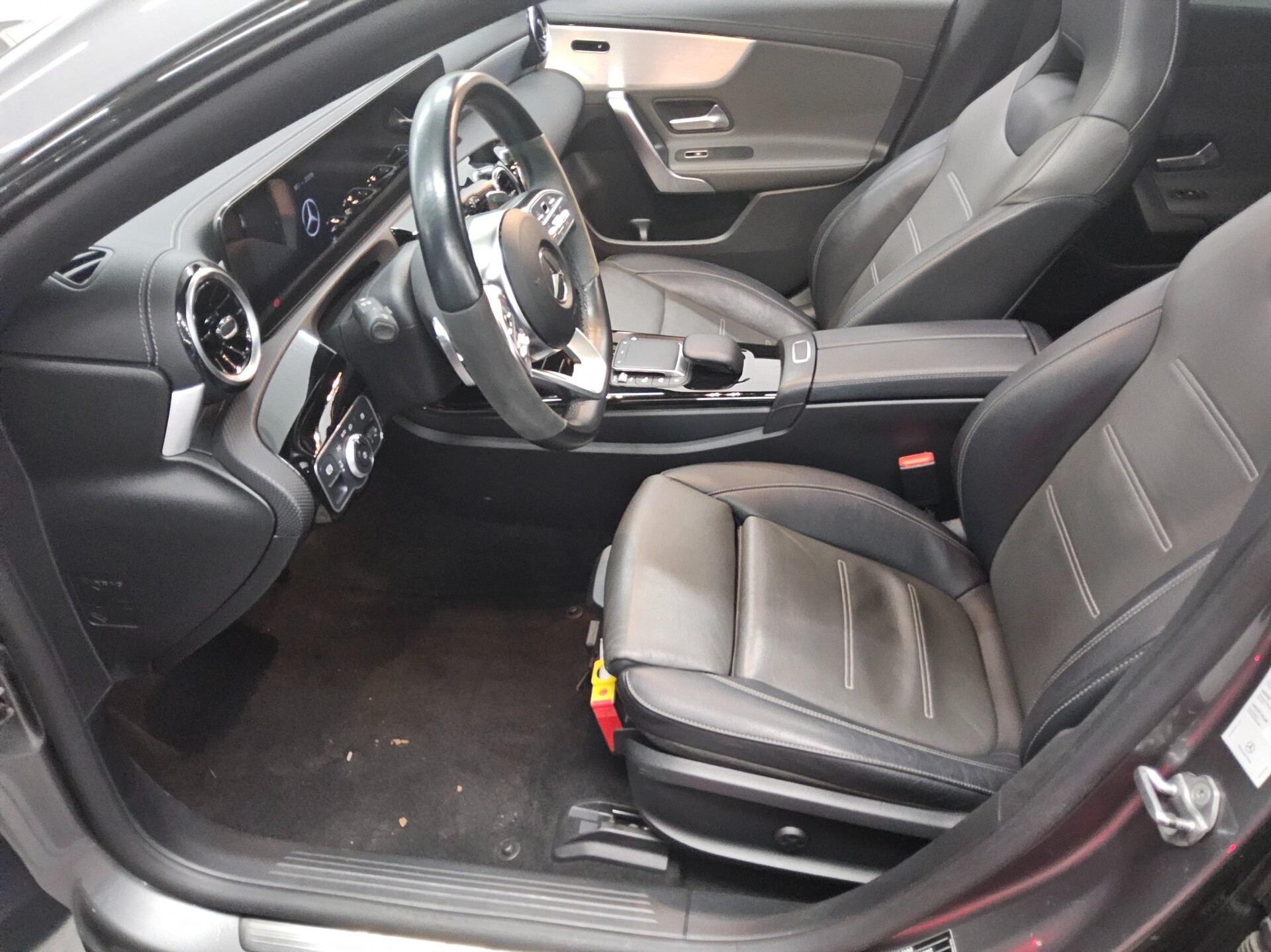 Mercedes-Benz CLA 220 SB d 4M AMG-Line Leder Navi MBUX+ Pano 9