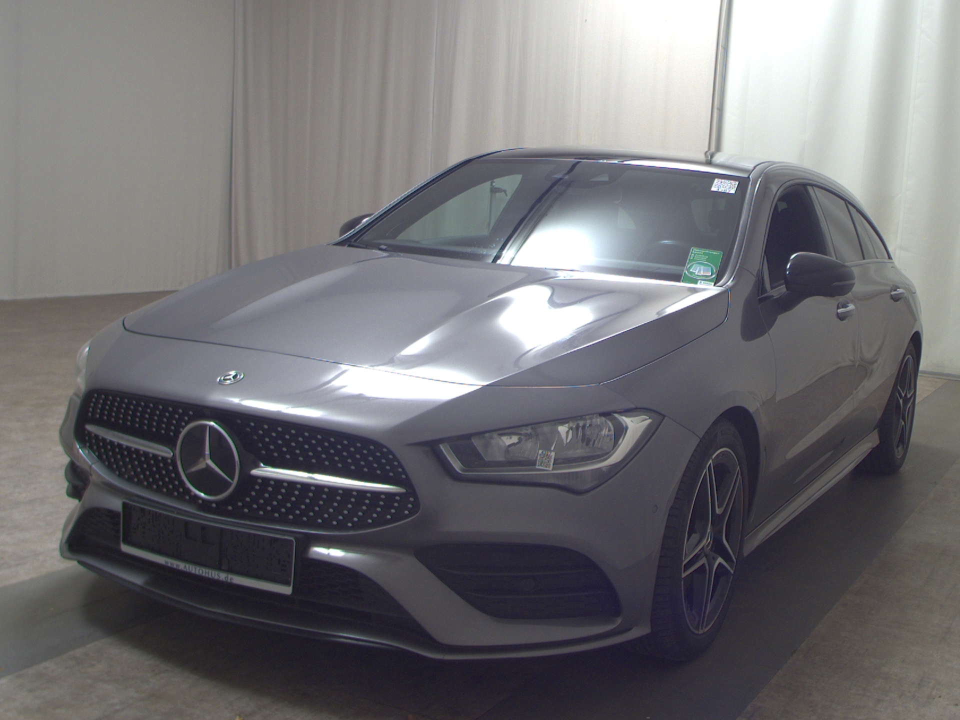 Mercedes-Benz CLA 220 SB d 4M AMG-Line Leder Navi MBUX+ Pano 2