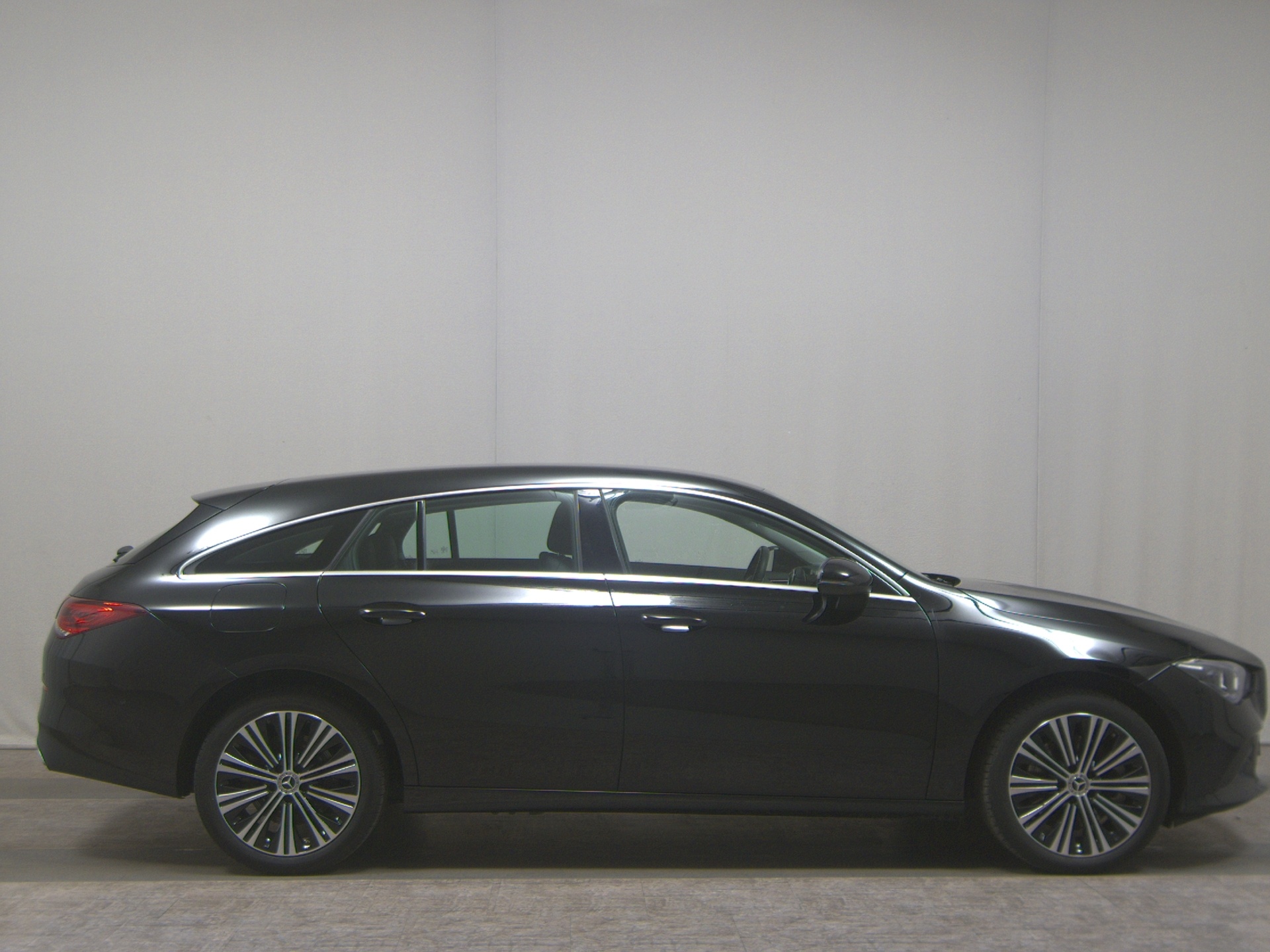 Mercedes-Benz CLA 250 Shooting Brake e Progressive Navi LED