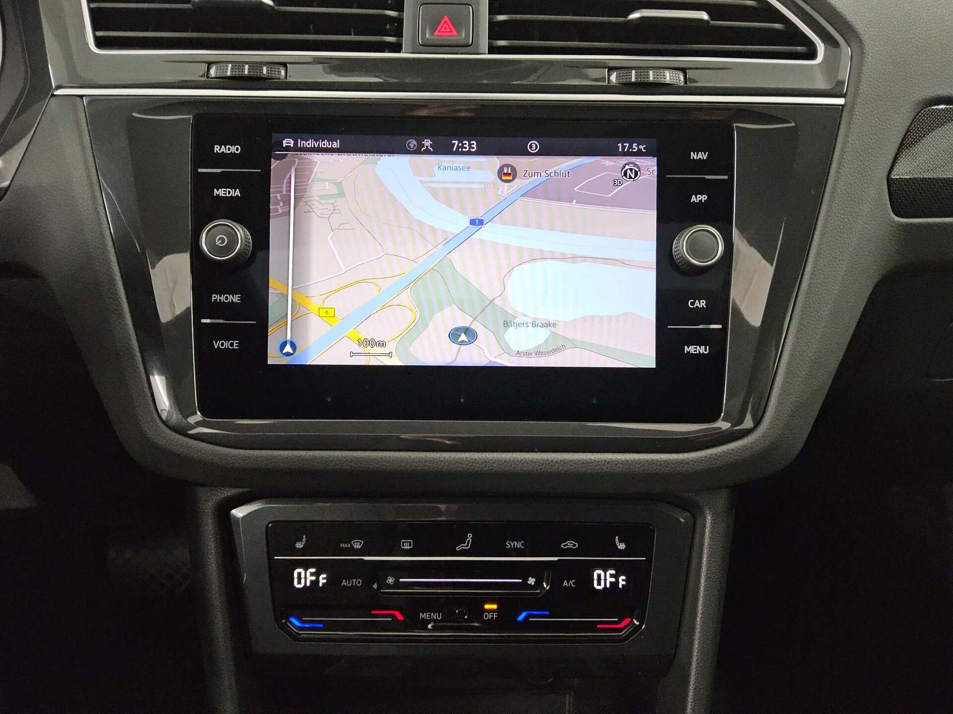 Volkswagen Tiguan 2.0 TDI 4M Life Navi LED Pano H-K HuD RFK 7