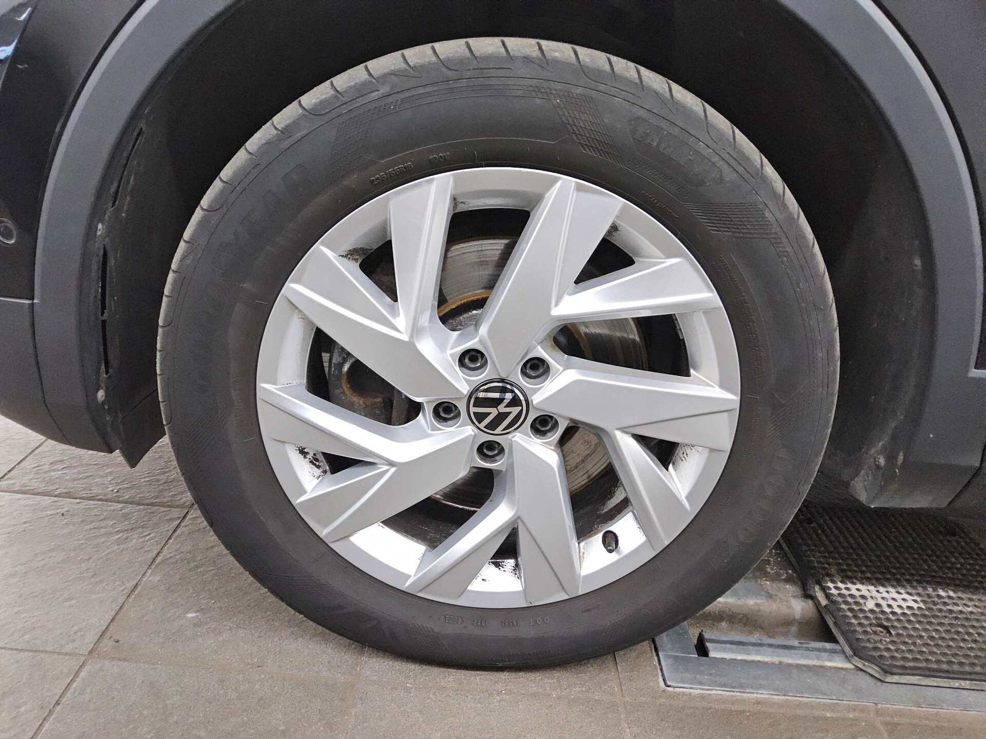 Volkswagen Tiguan 2.0 TDI 4M Life Navi LED Pano H-K HuD RFK 10