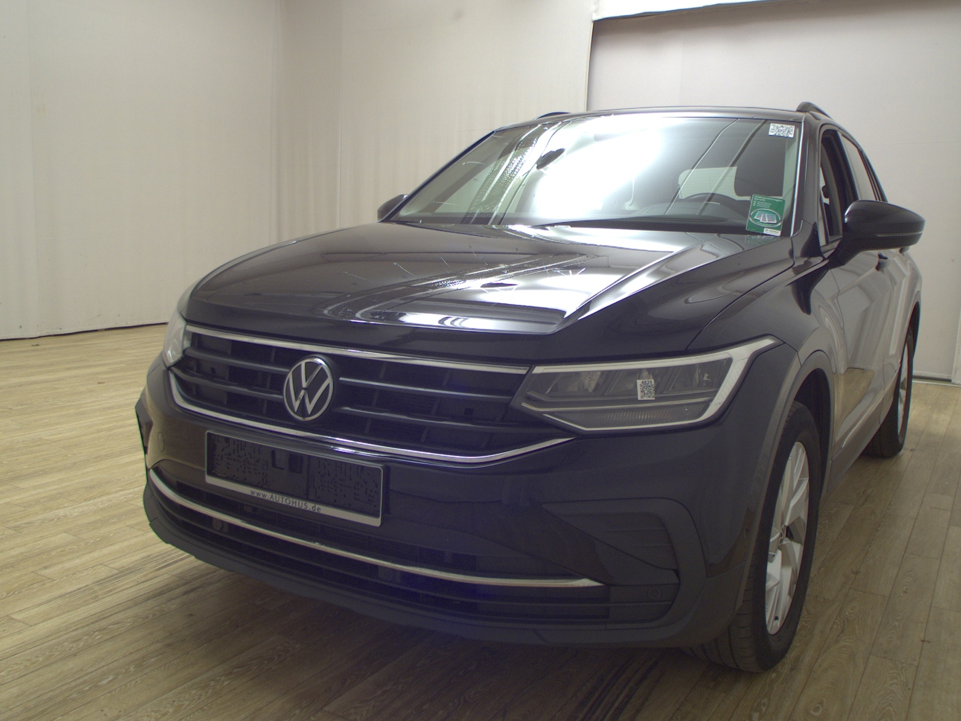 Volkswagen Tiguan 2.0 TDI 4M Life Navi LED Pano H-K HuD RFK 2