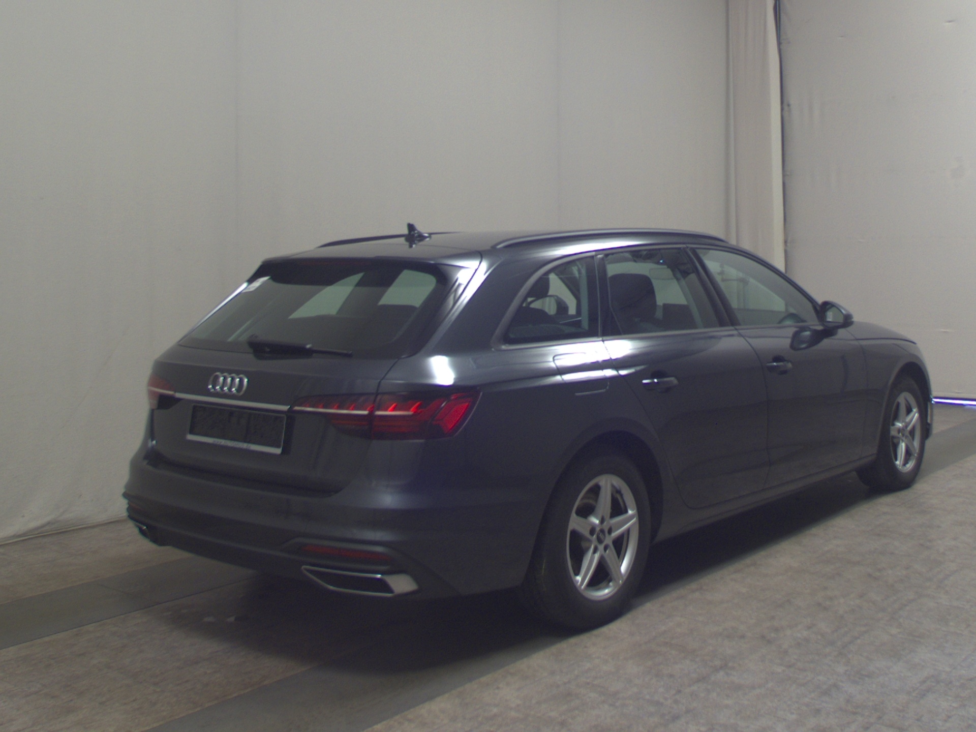 Audi A4 Avant 35 TFSI Leder Navi Matrix StHzg RFK ACC 4