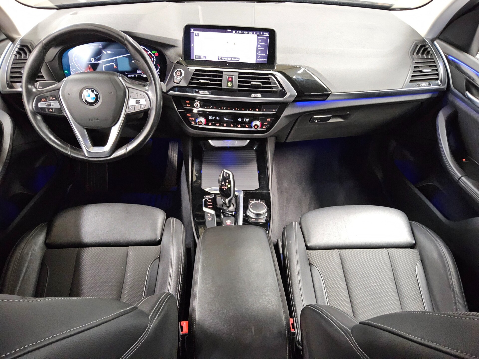 BMW X3 xDrive20d X-Line Leder Navi LED LC AHK 5