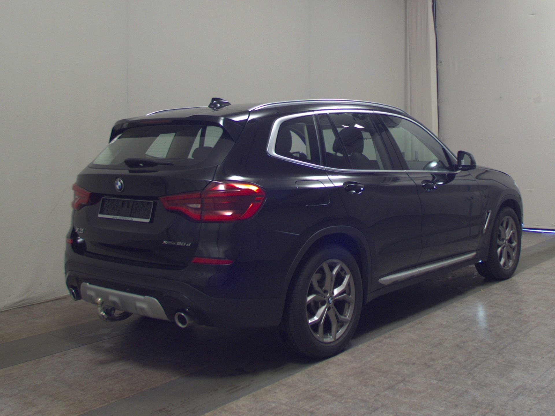 BMW X3 xDrive20d X-Line Leder Navi LED LC AHK 4