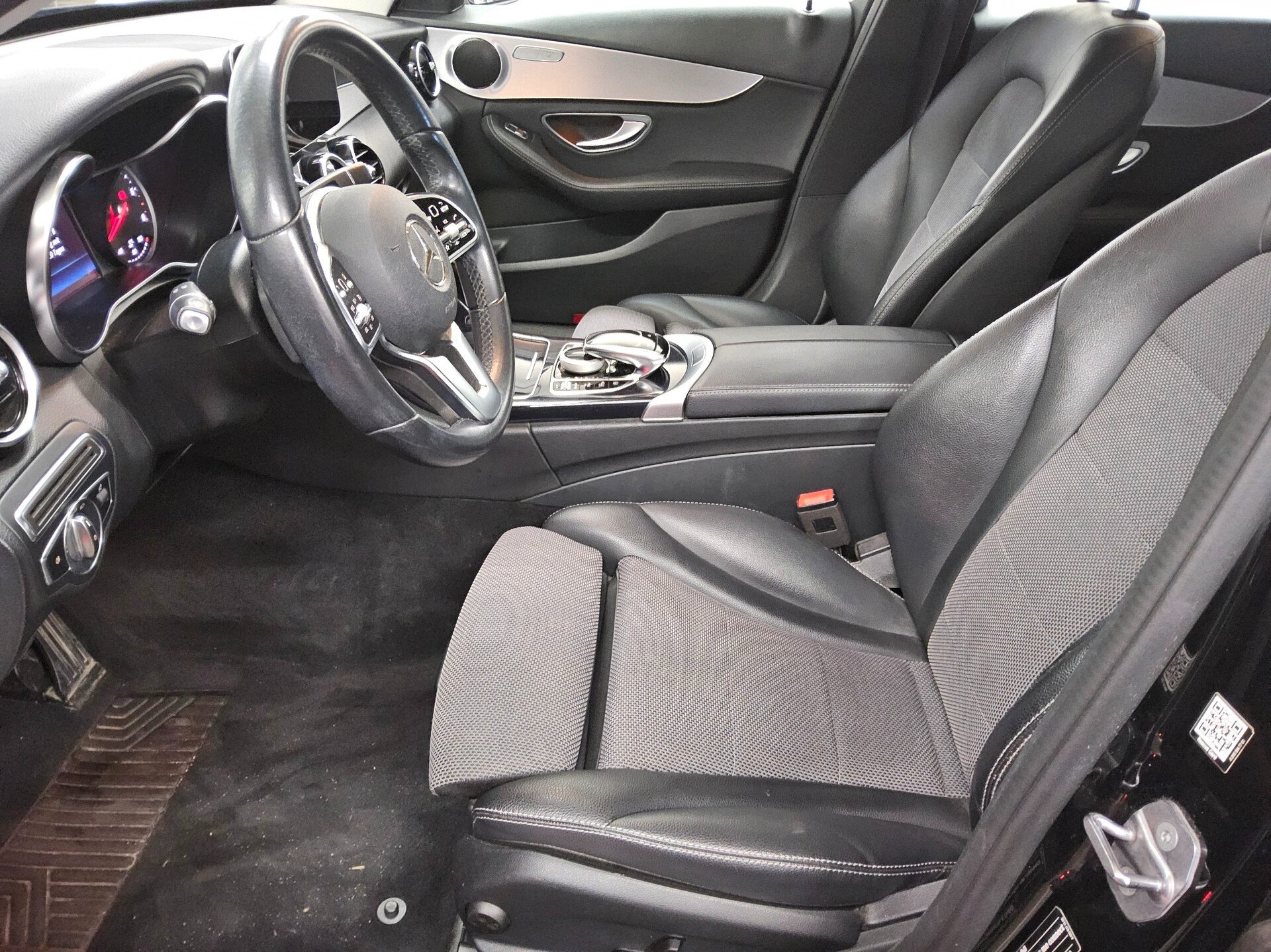 Mercedes-Benz C 200 T d Avantgarde T-Leder Navi LED PDC Shz 8