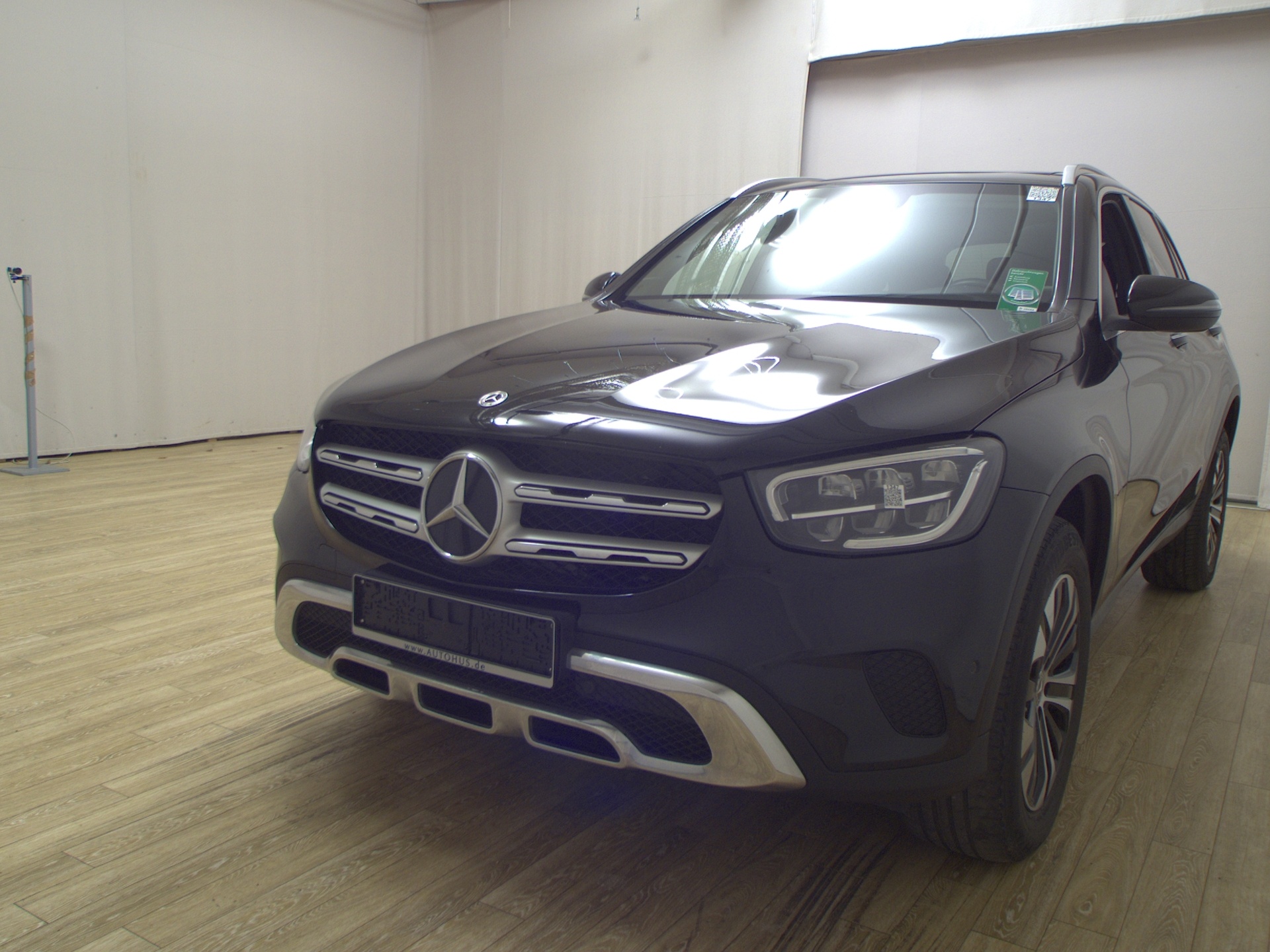 Mercedes-Benz GLC 300 de 4M Leder Navi LED Widescreen Pano HuD 2