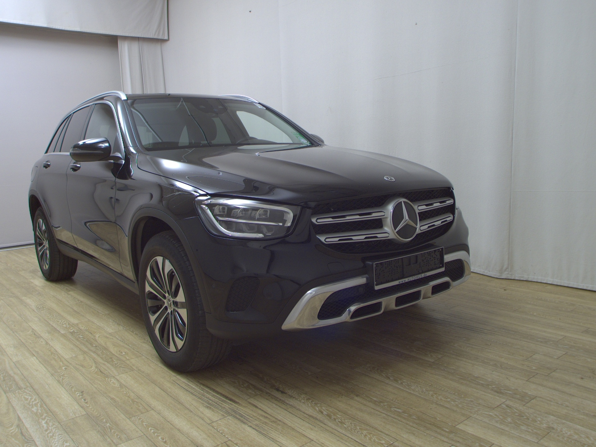Mercedes-Benz GLC 300 de 4M Leder Navi LED Widescreen Pano HuD 3