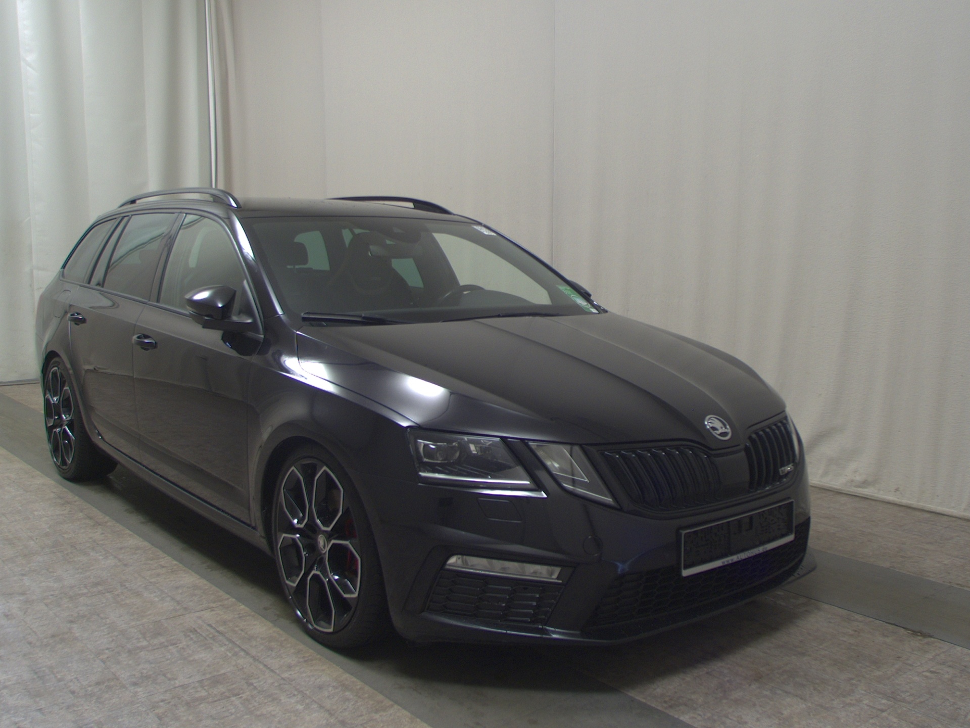 Skoda Octavia Kombi 2.0 TDI RS Navi LED AHK ACC Memory 3