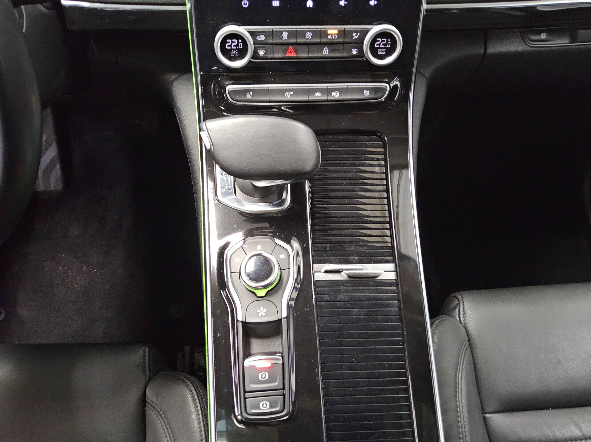 Renault Espace 2.0 dCi Techno Leder Navi LED RfK ACC 6