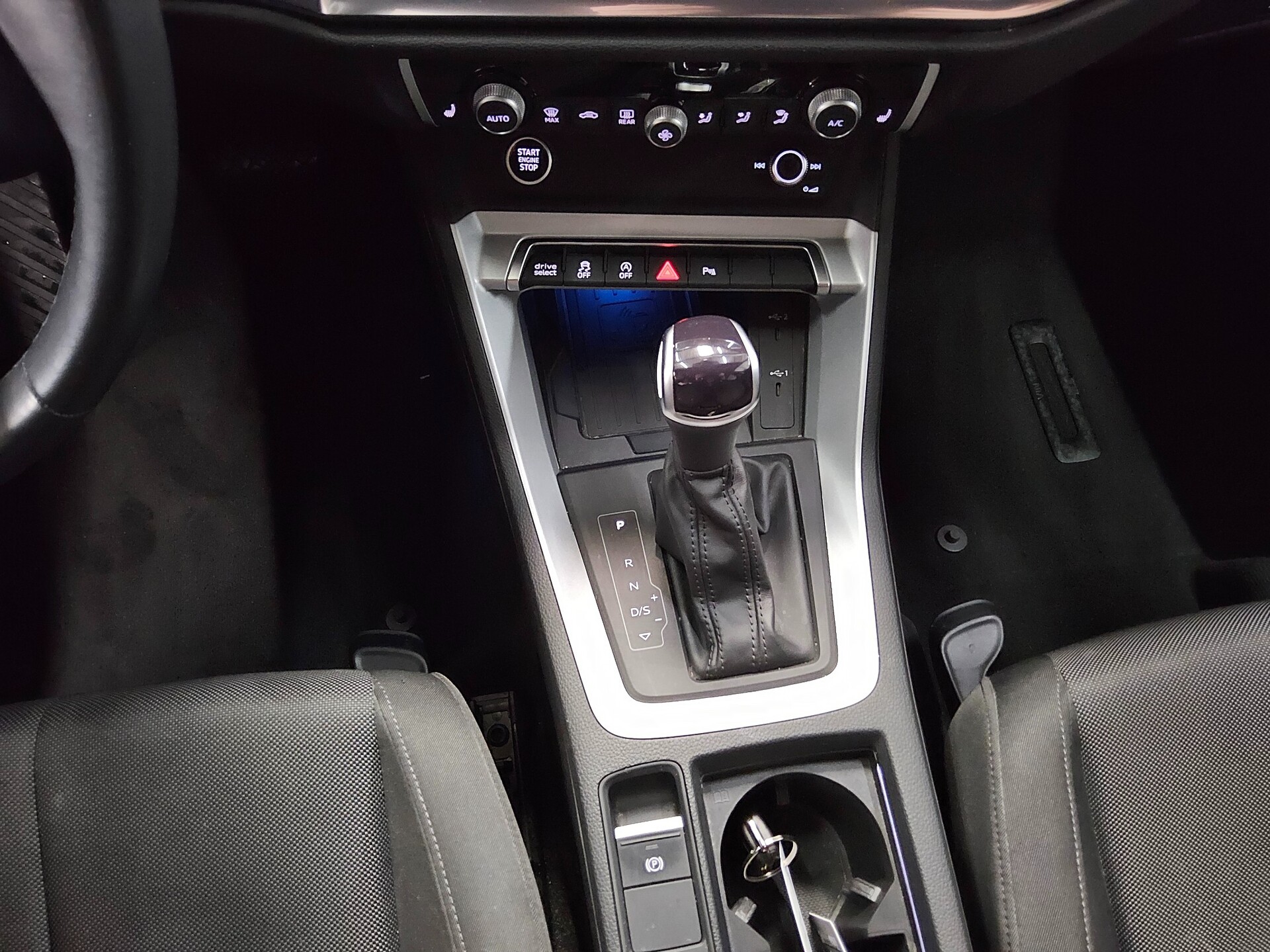 Audi Q3 Sportback 40 TDI S-Line Navi vc LED Sonos RFK 6