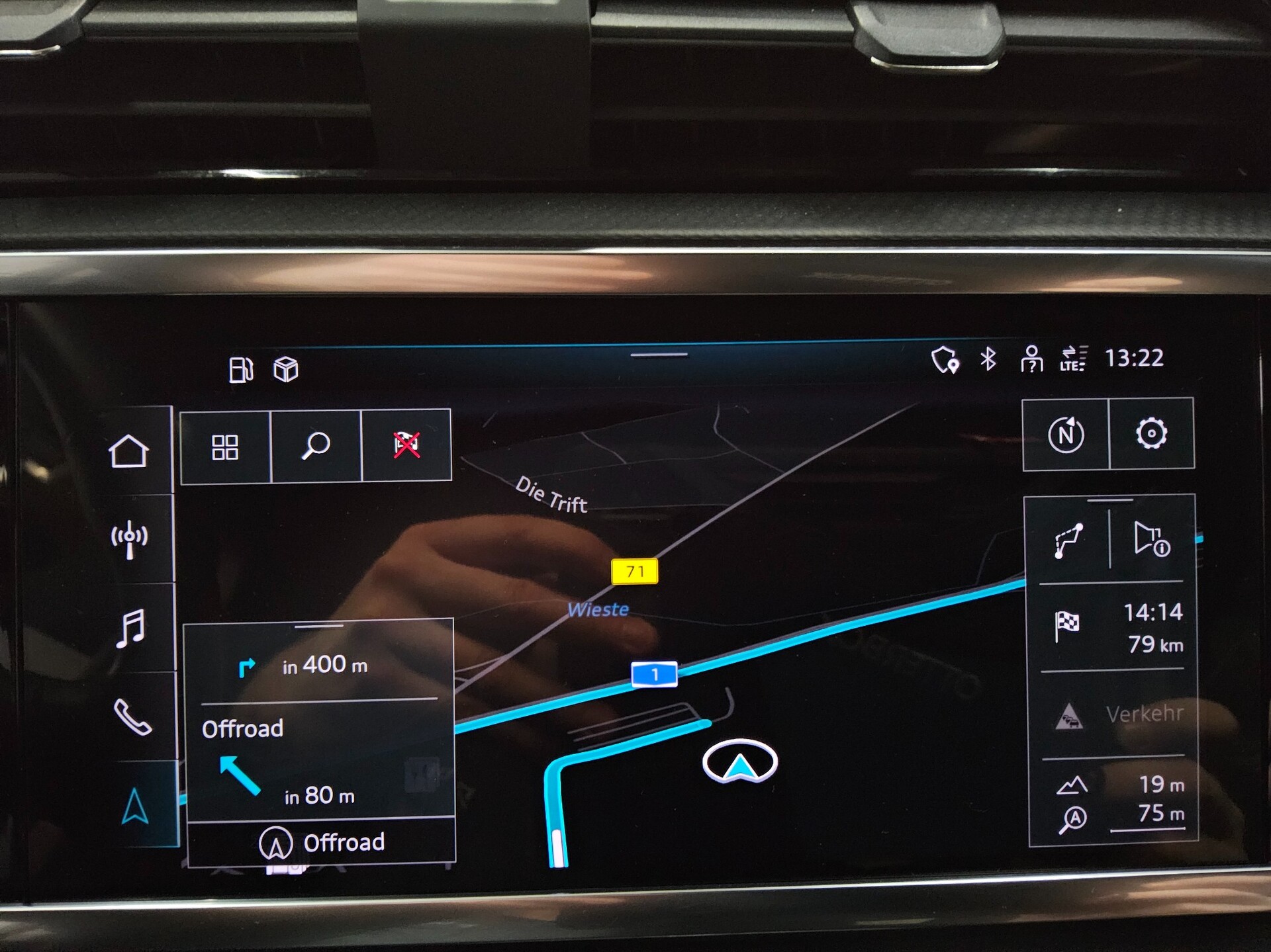 Audi Q3 Sportback 40 TDI S-Line Navi vc LED Sonos RFK 7