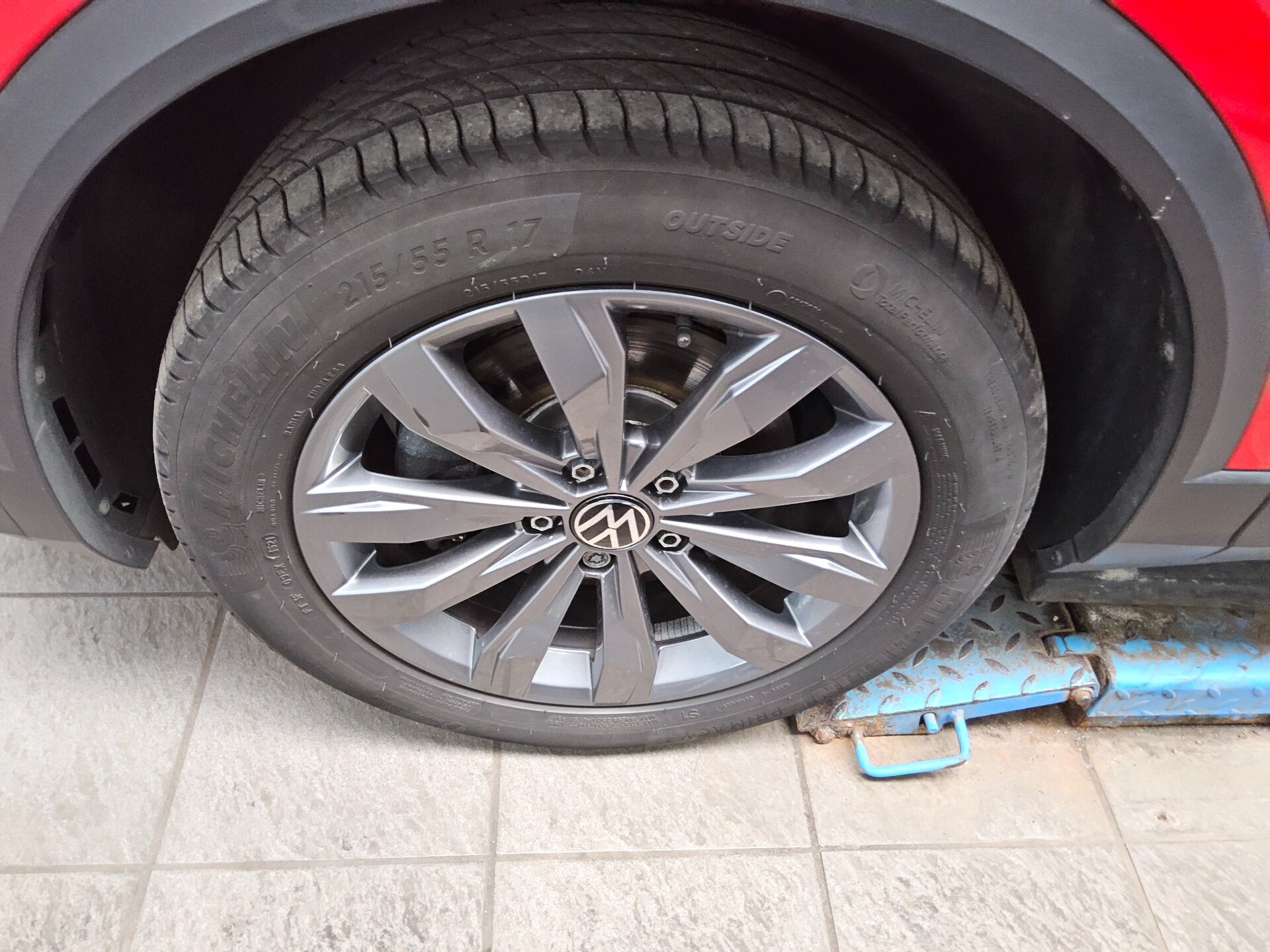 Volkswagen T-Roc 2.0 TDI Sport Navi LED AID Pano RfK AHK 11