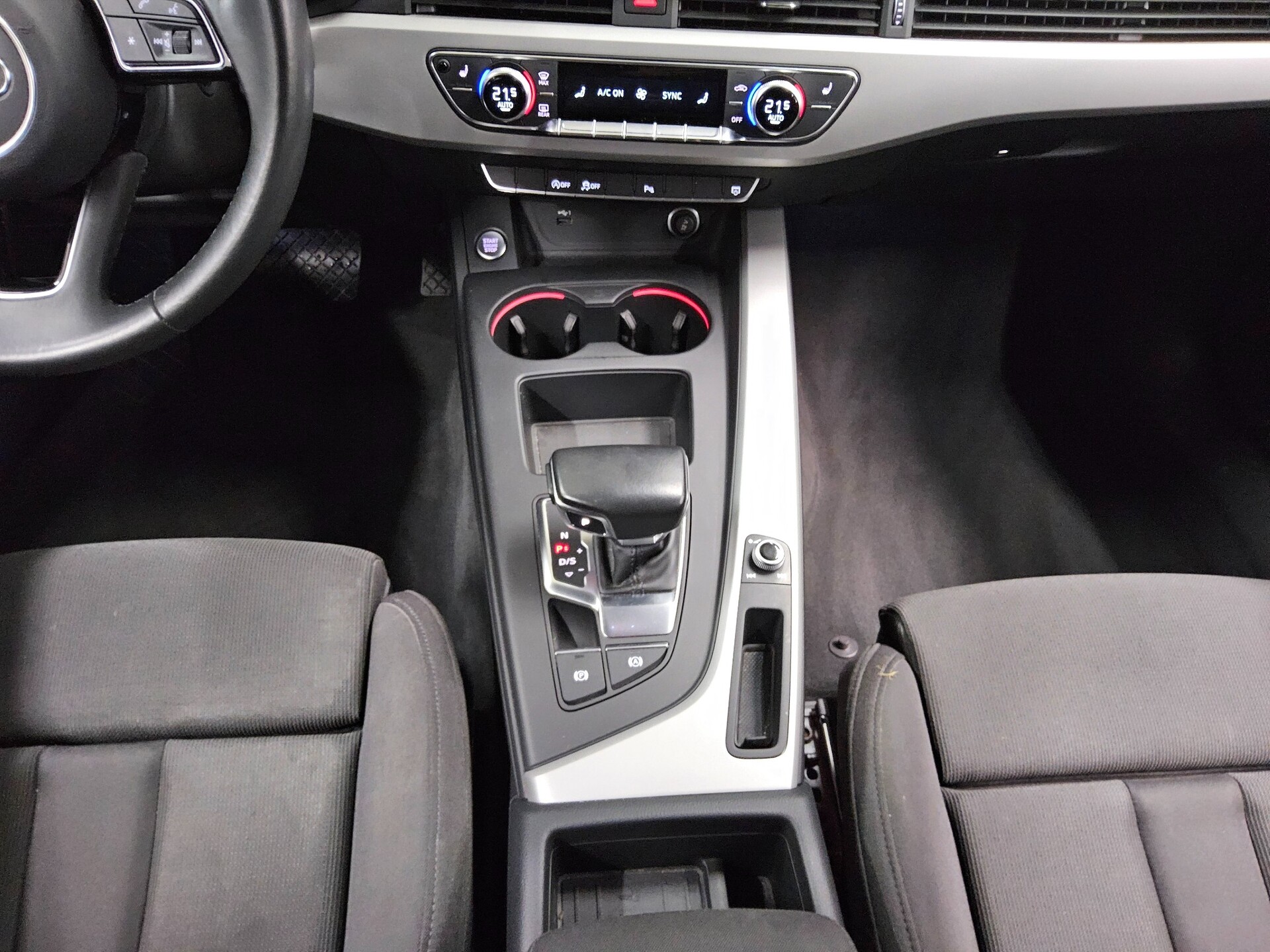 Audi A4 Avant 35 TDI advanced Navi+ LED RFK Ambiente 6