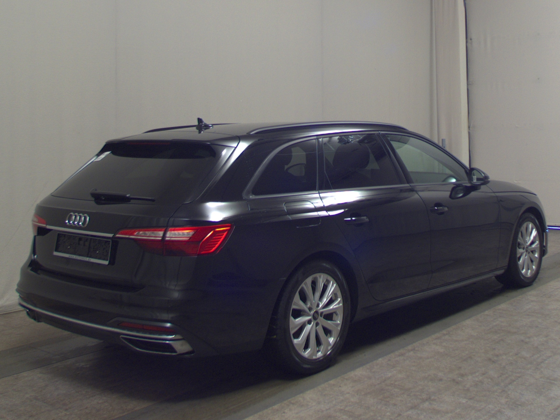 Audi A4 Avant 35 TDI advanced Navi+ LED RFK Ambiente 4