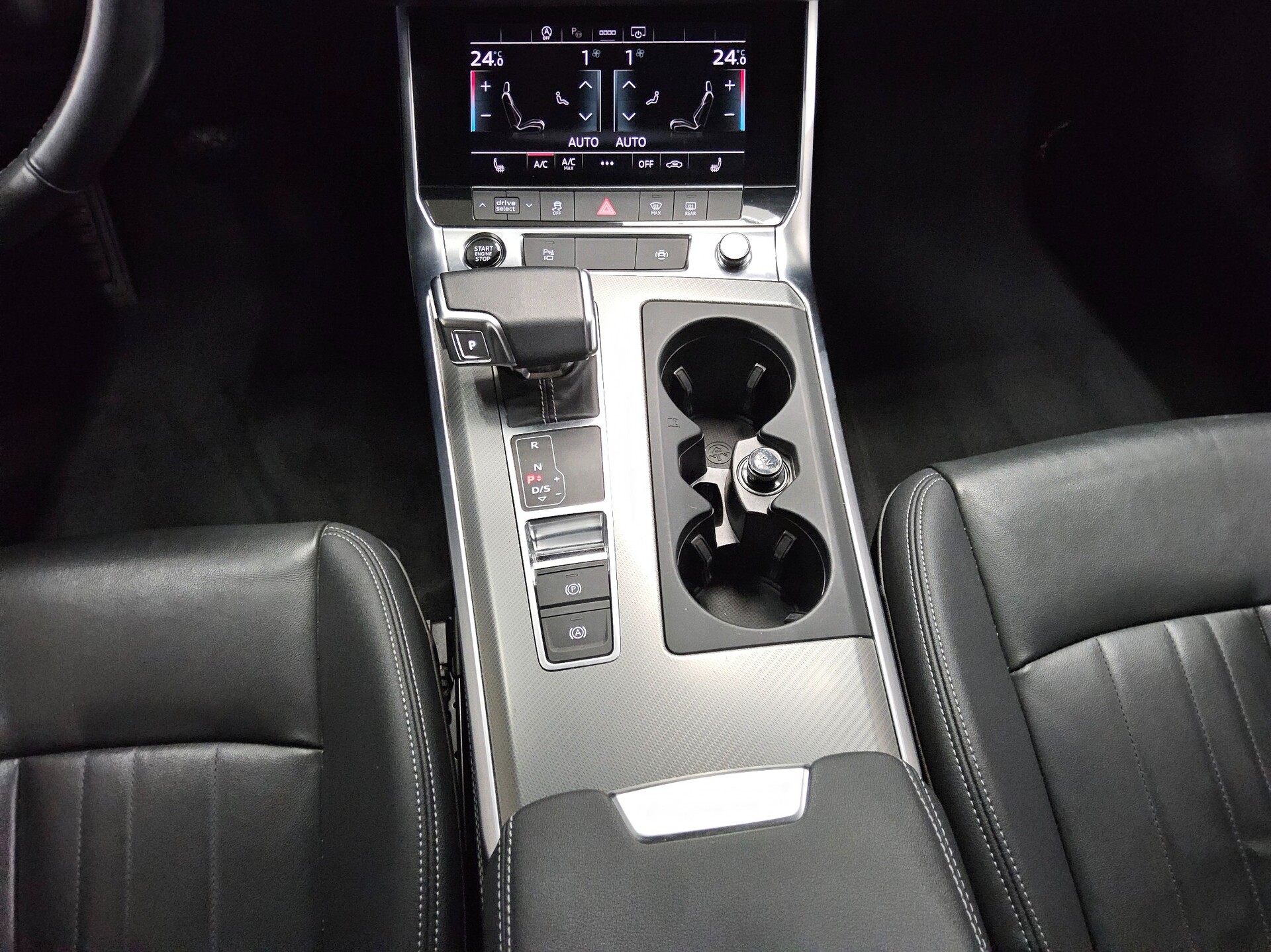 Audi A6 Avant 40 TDI design Navi LED vc Leder RFK AHK 6