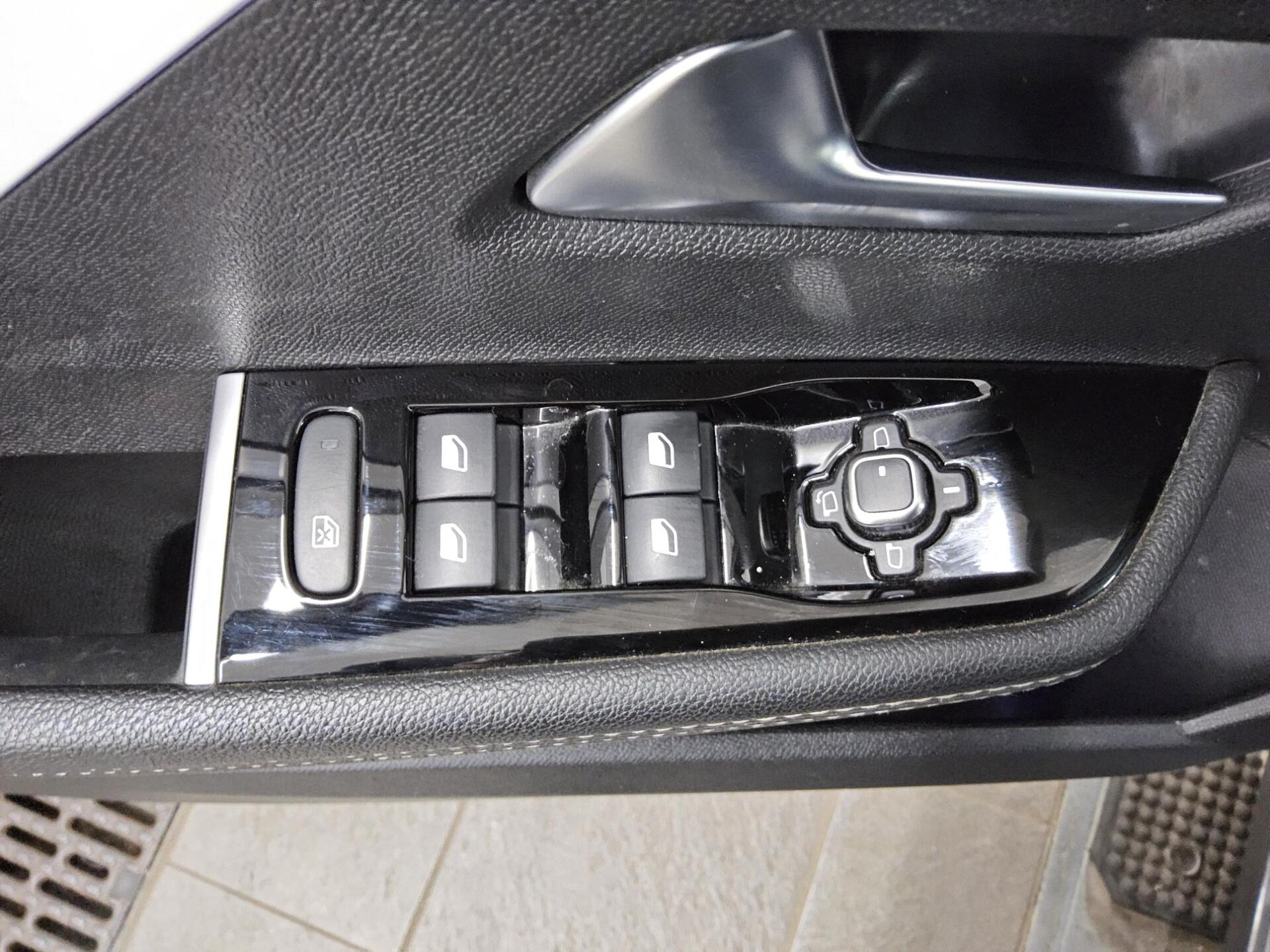 Opel Astra ST 1.5 D Elegance T-Leder Navi LED RFK Shz 10