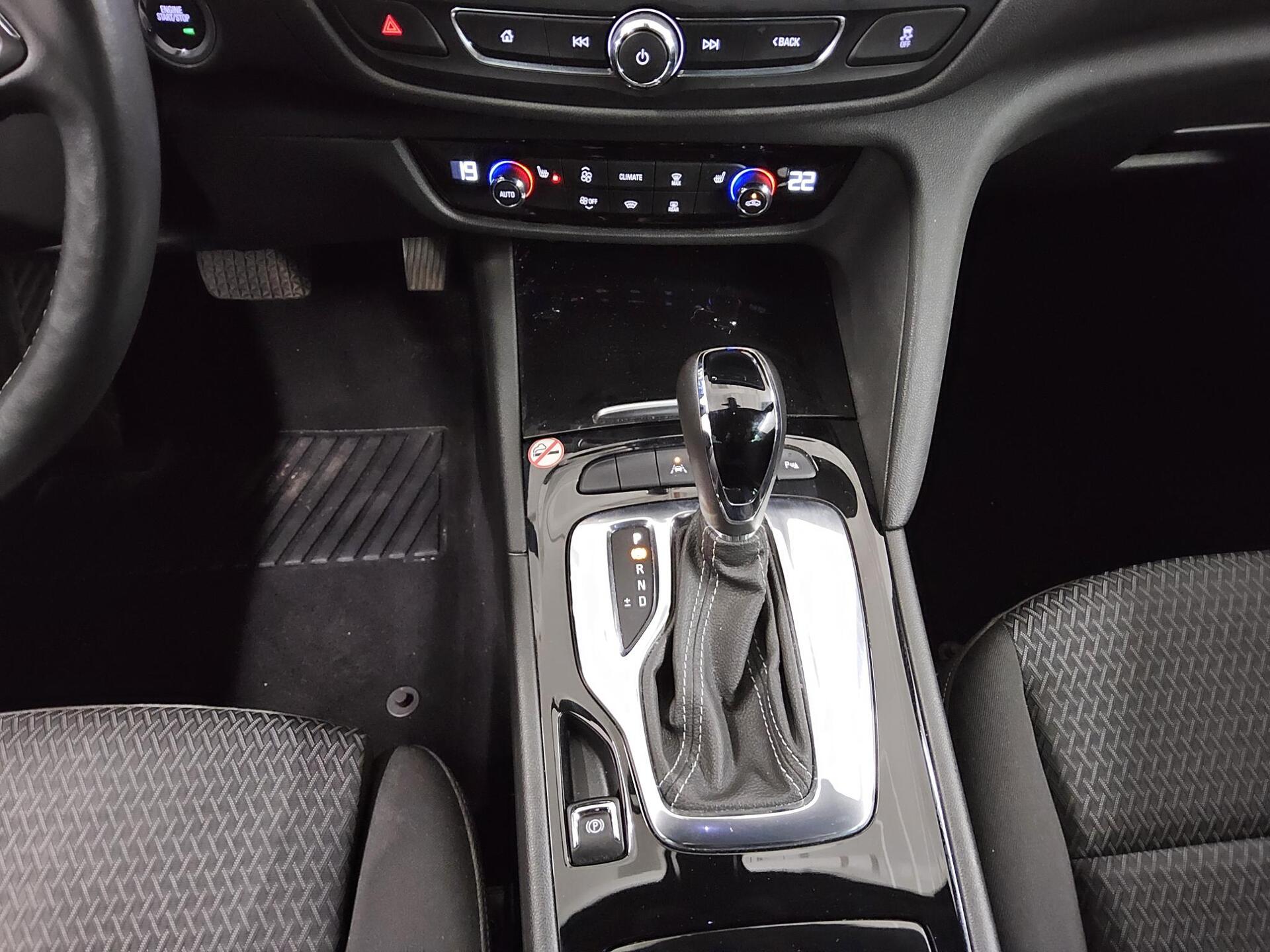 Opel Insignia ST 1.5 D Business Ed. Navi LED RFK 6