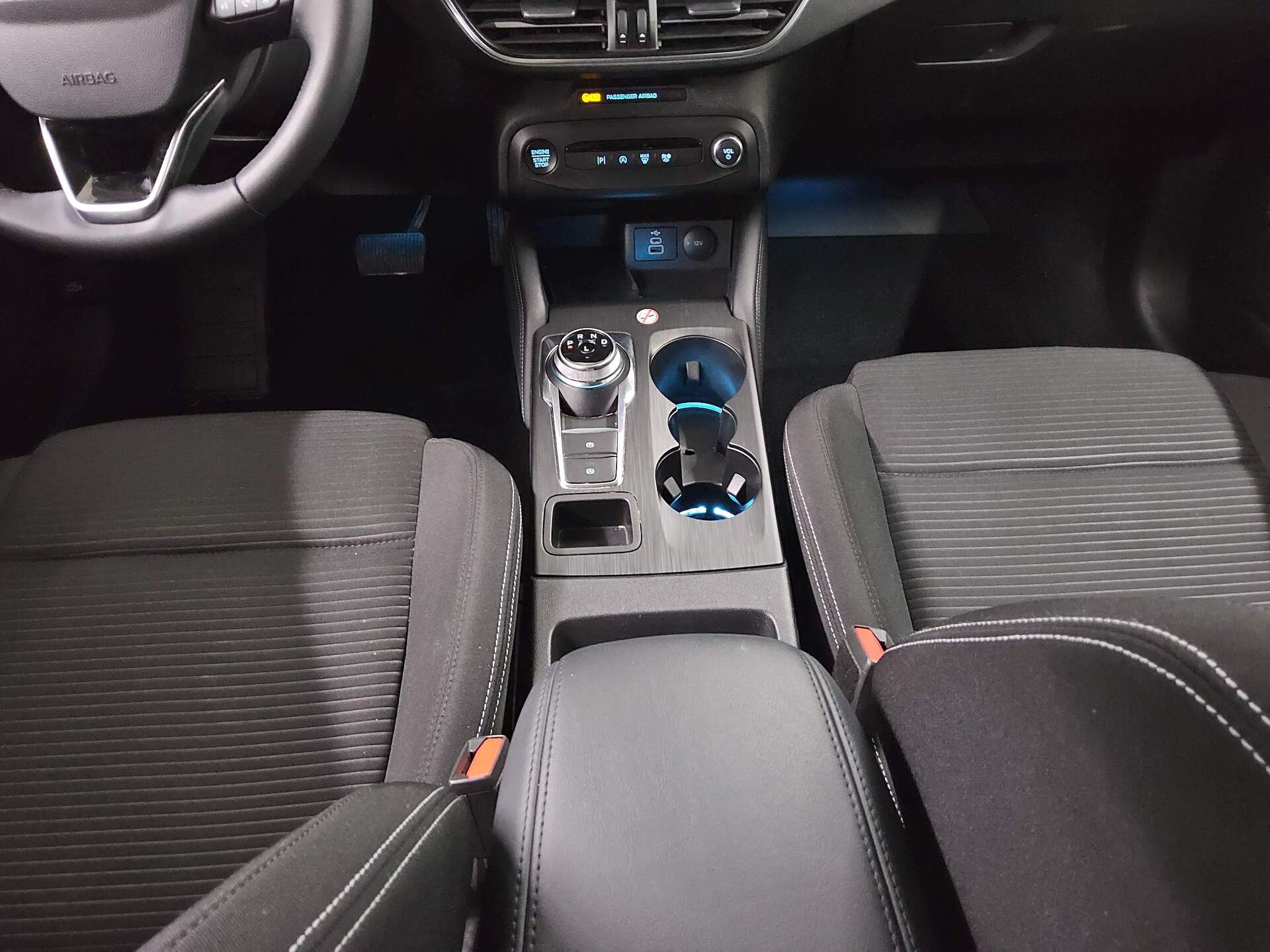 Ford Focus Turnier 1.5 EB Titanium X Navi DC LED RFK 6