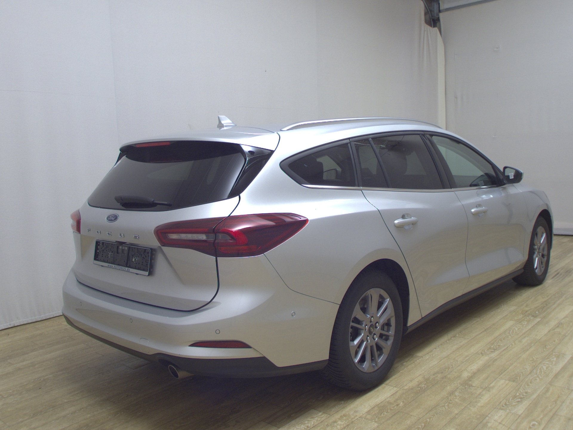 Ford Focus Turnier 1.5 EB Titanium X Navi DC LED RFK 4