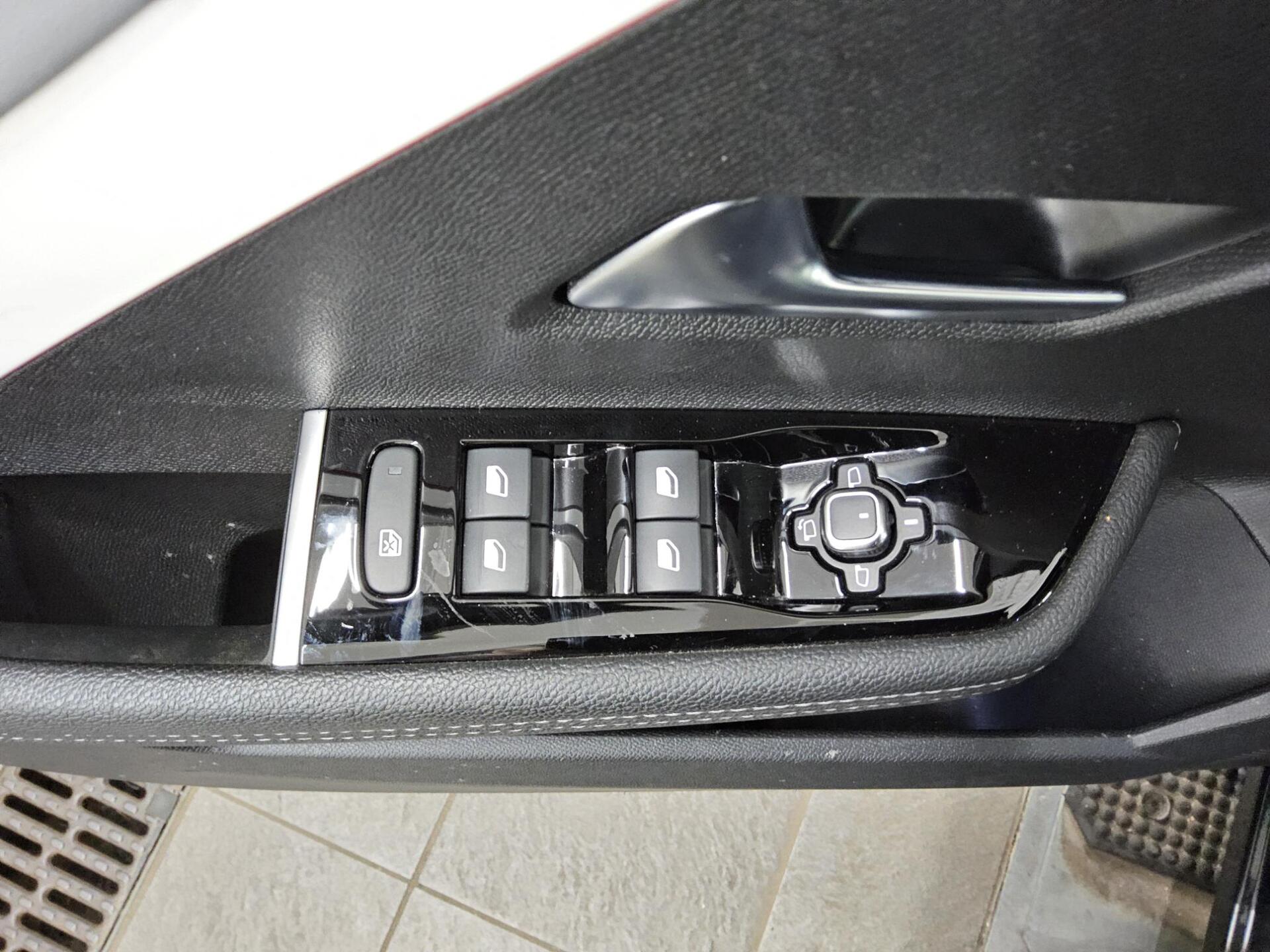 Opel Astra ST 1.5 D Elegance T-Leder Navi LED RfK DC 10