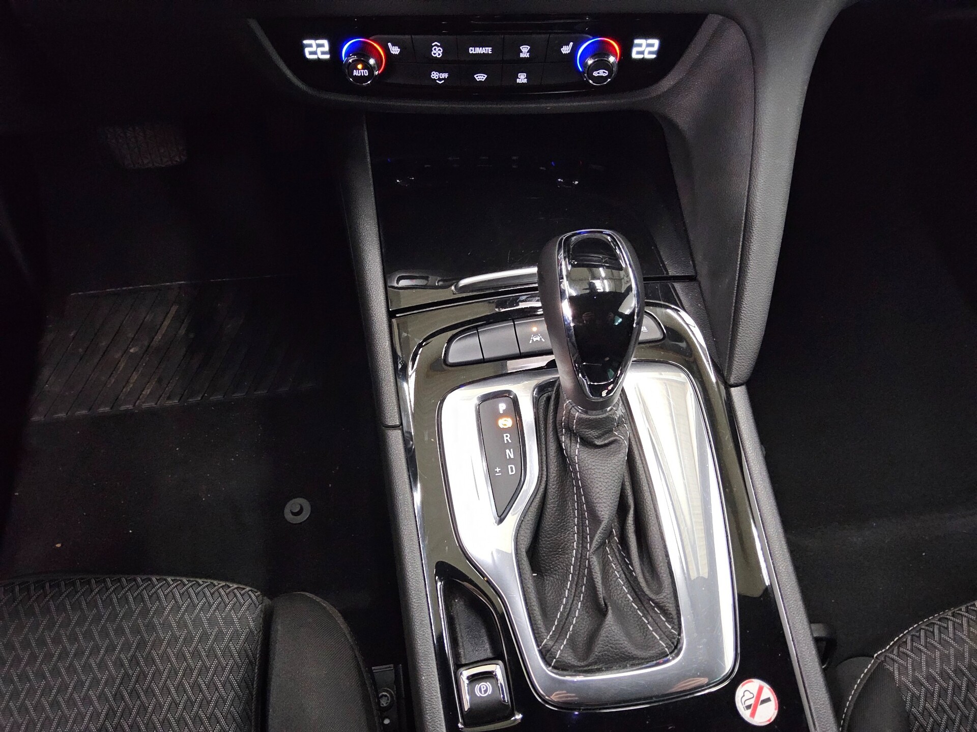 Opel Insignia ST 1.5 D Business Elegance Navi LED RFK 6