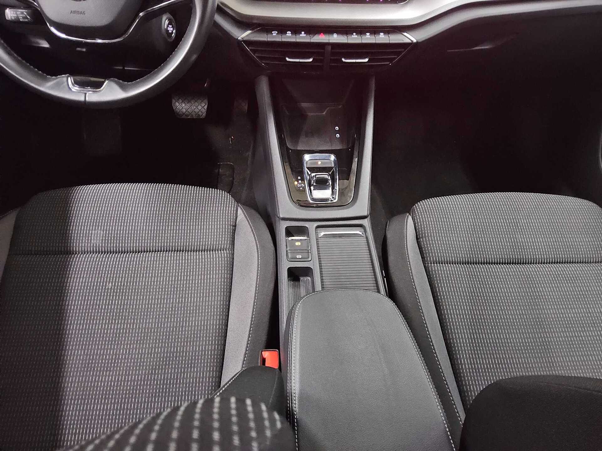 Skoda Octavia Kombi 2.0 TDI Ambition Navi LED vc ACC 6