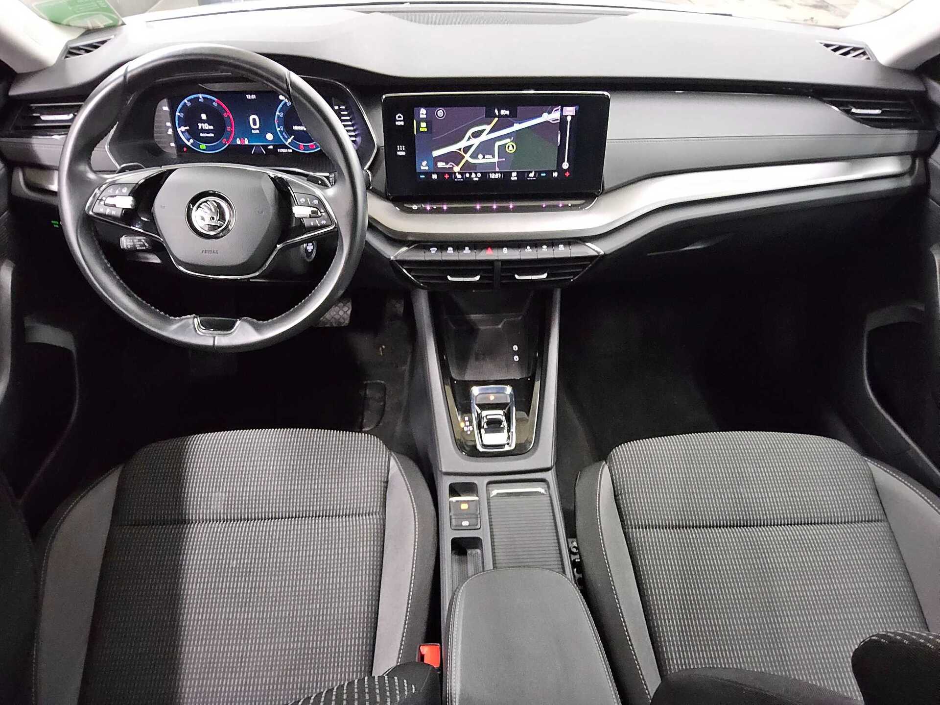 Skoda Octavia Kombi 2.0 TDI Ambition Navi LED vc ACC 5