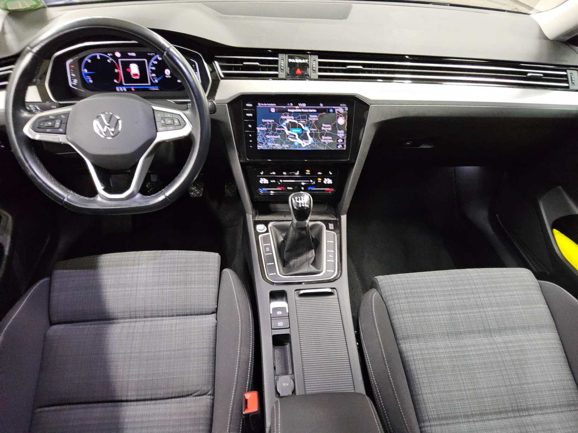 Volkswagen Passat Var. 2.0 TDI Business Navi LED AID RFK 5