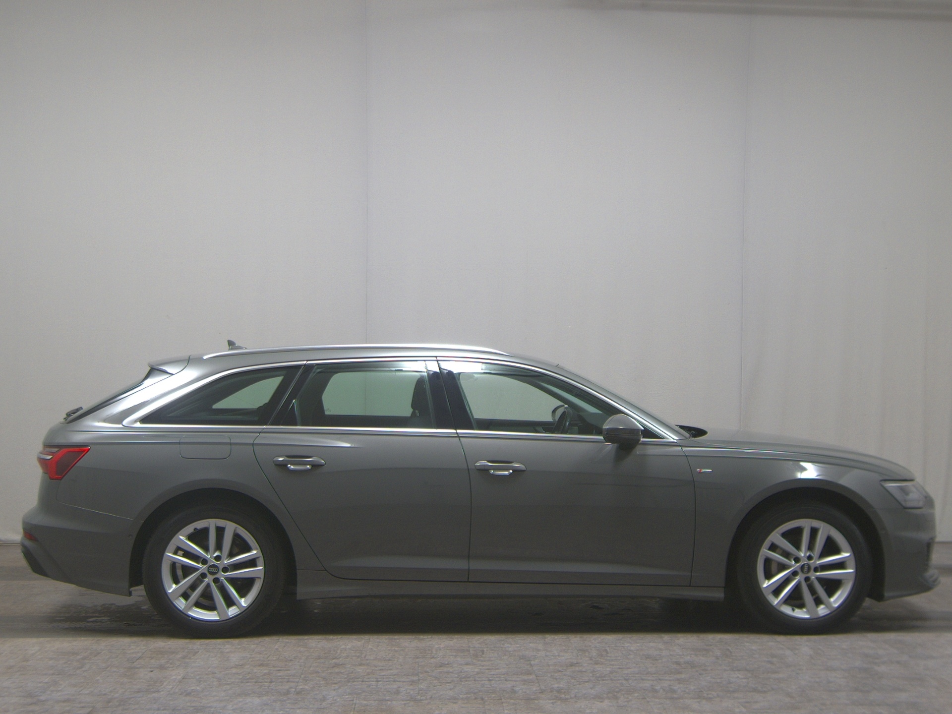 Audi A6 Avant 40 TDI sport S-Line Ext. Navi LED RFK