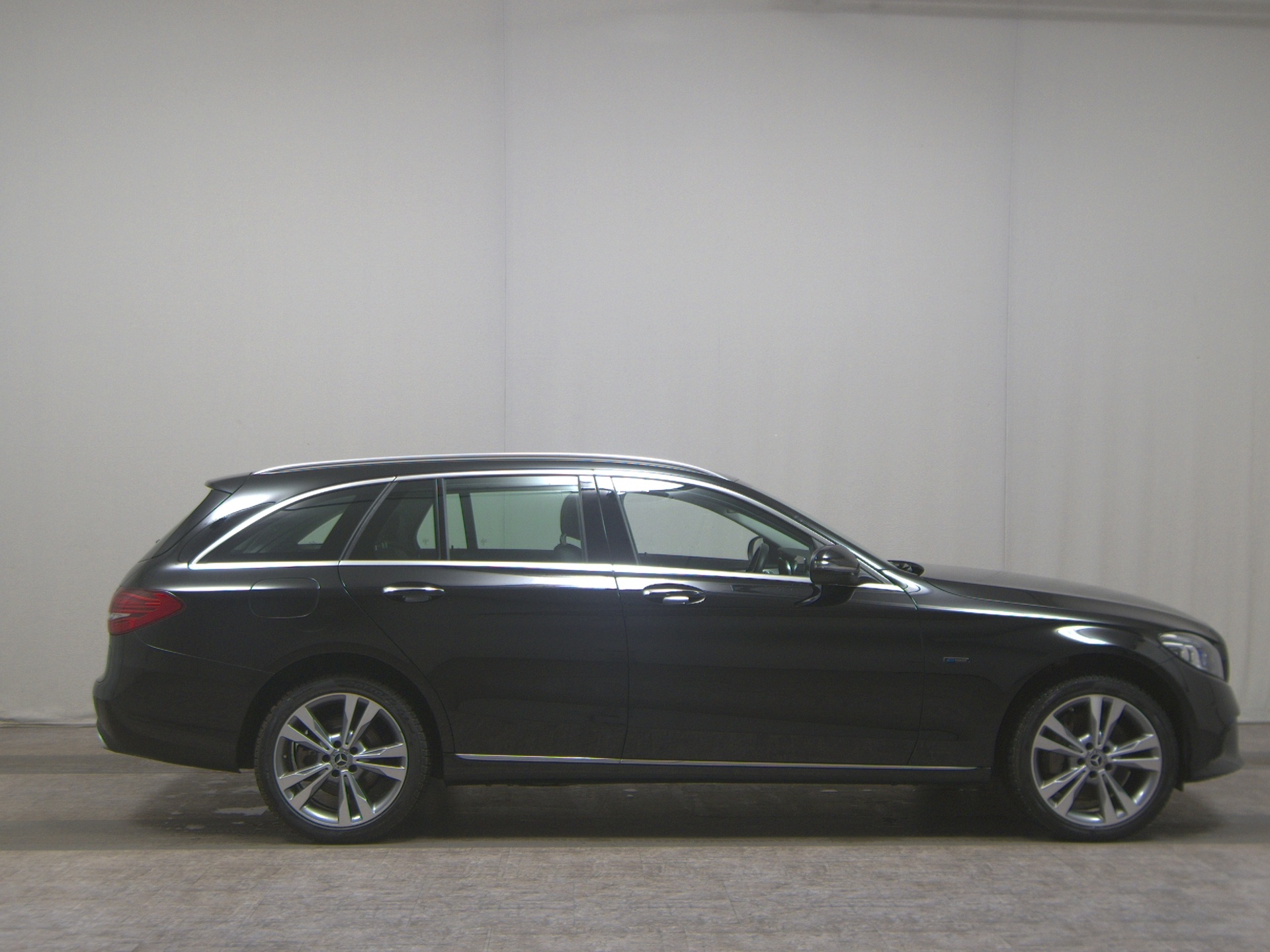 Mercedes-Benz C 300 T de Avantgarde Airm. Nav MB-LED Burmester