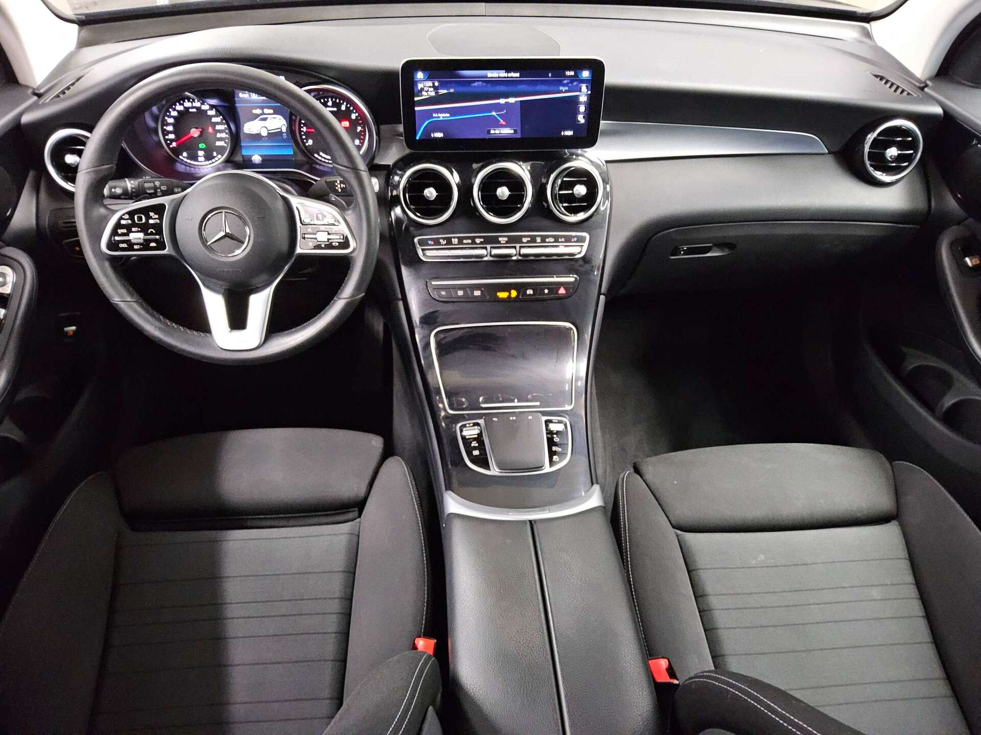 Mercedes-Benz GLC 300 e 4M Navi LED MBUX Kamera Distronic+ 5