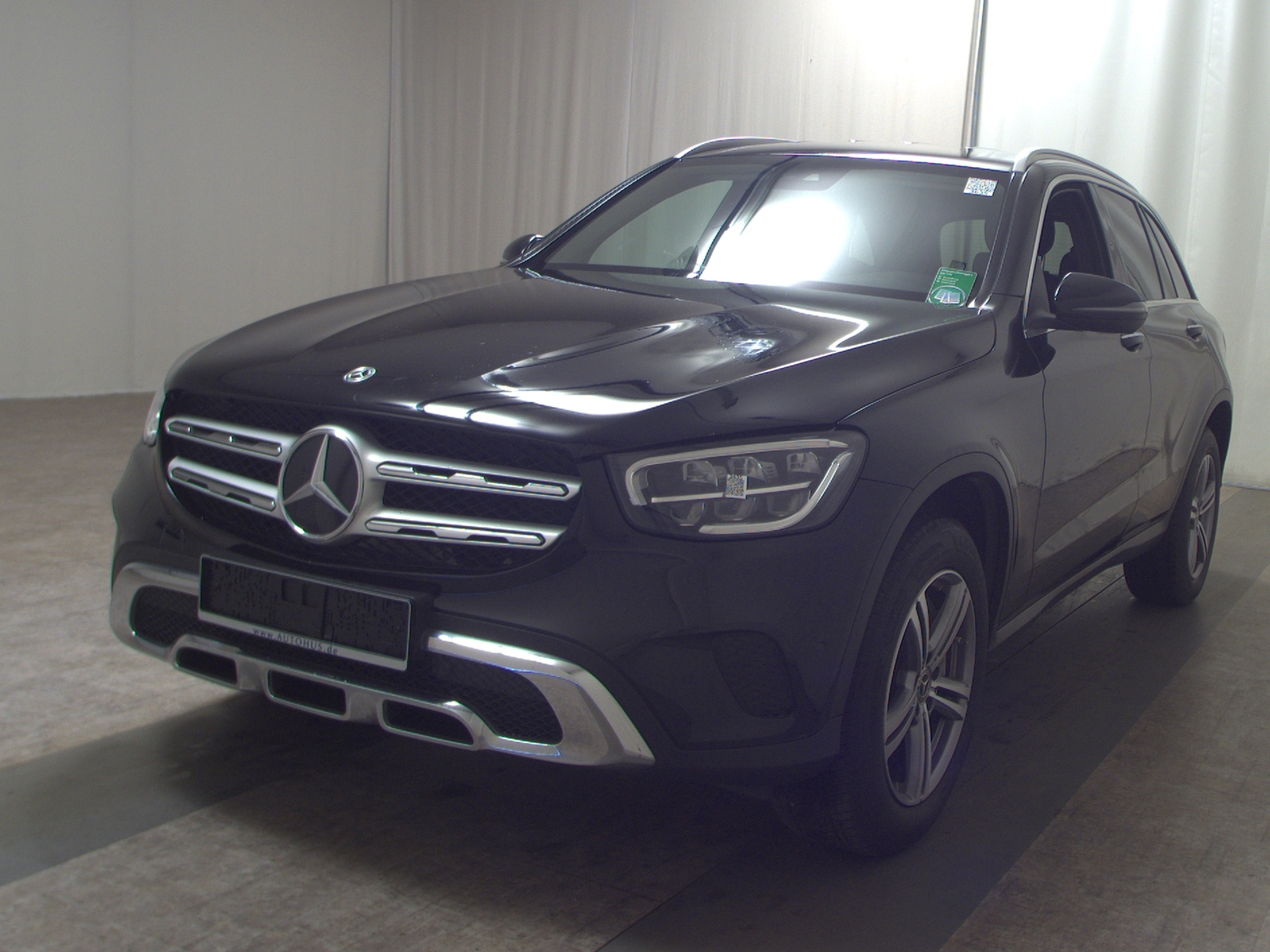 Mercedes-Benz GLC 300 e 4M Navi LED MBUX Kamera Distronic+ 2