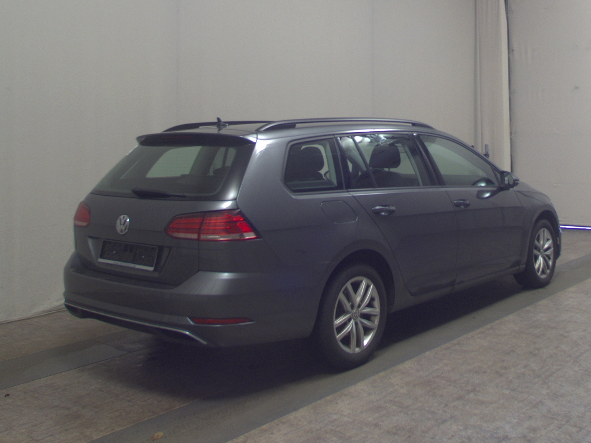 Volkswagen Golf-7 Var. 2.0 TDI Comf. Navi LED ACC PDC 4