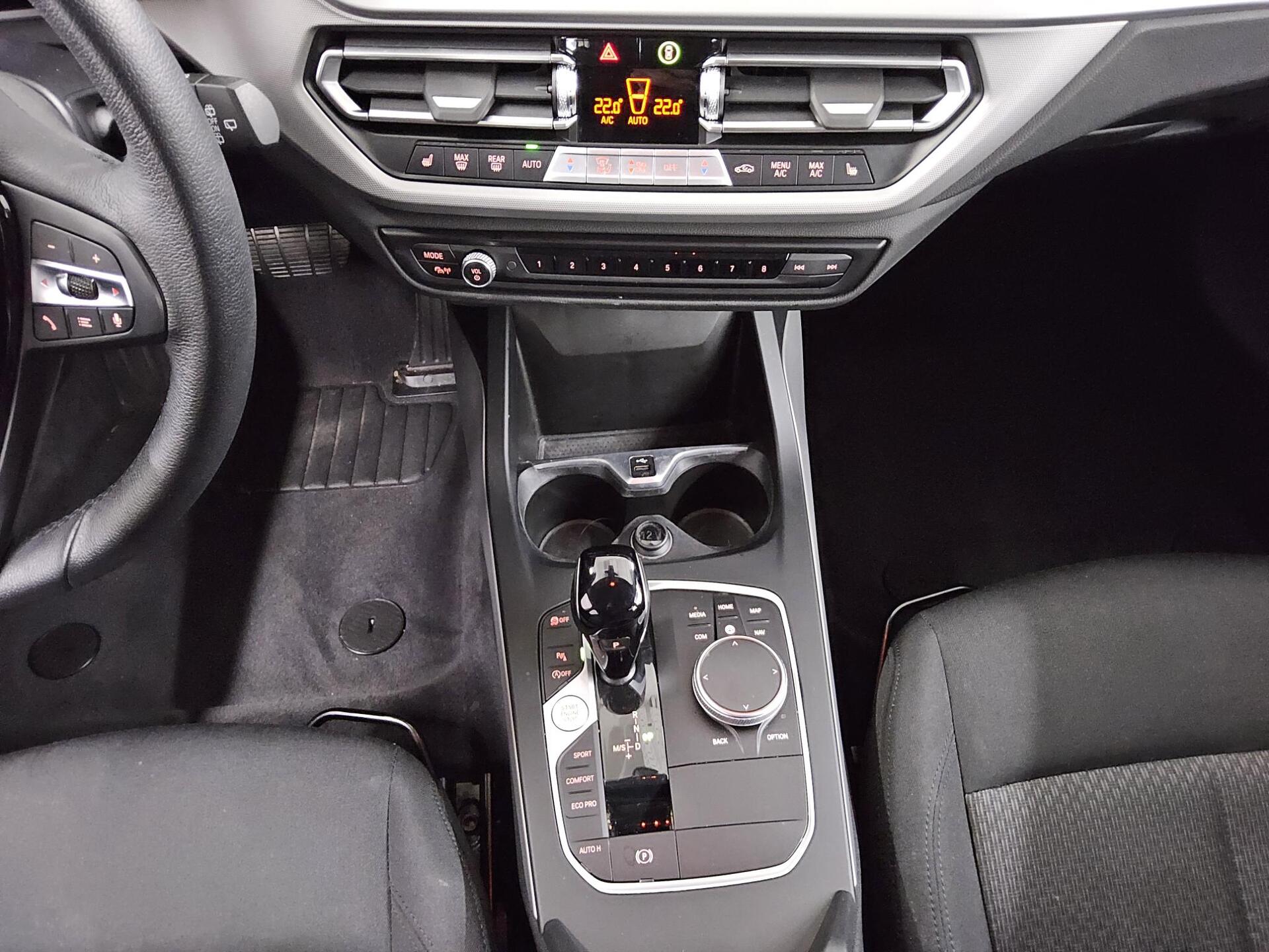 BMW 118dA Advantage Navi LED LC-Pro ACC Shz 6