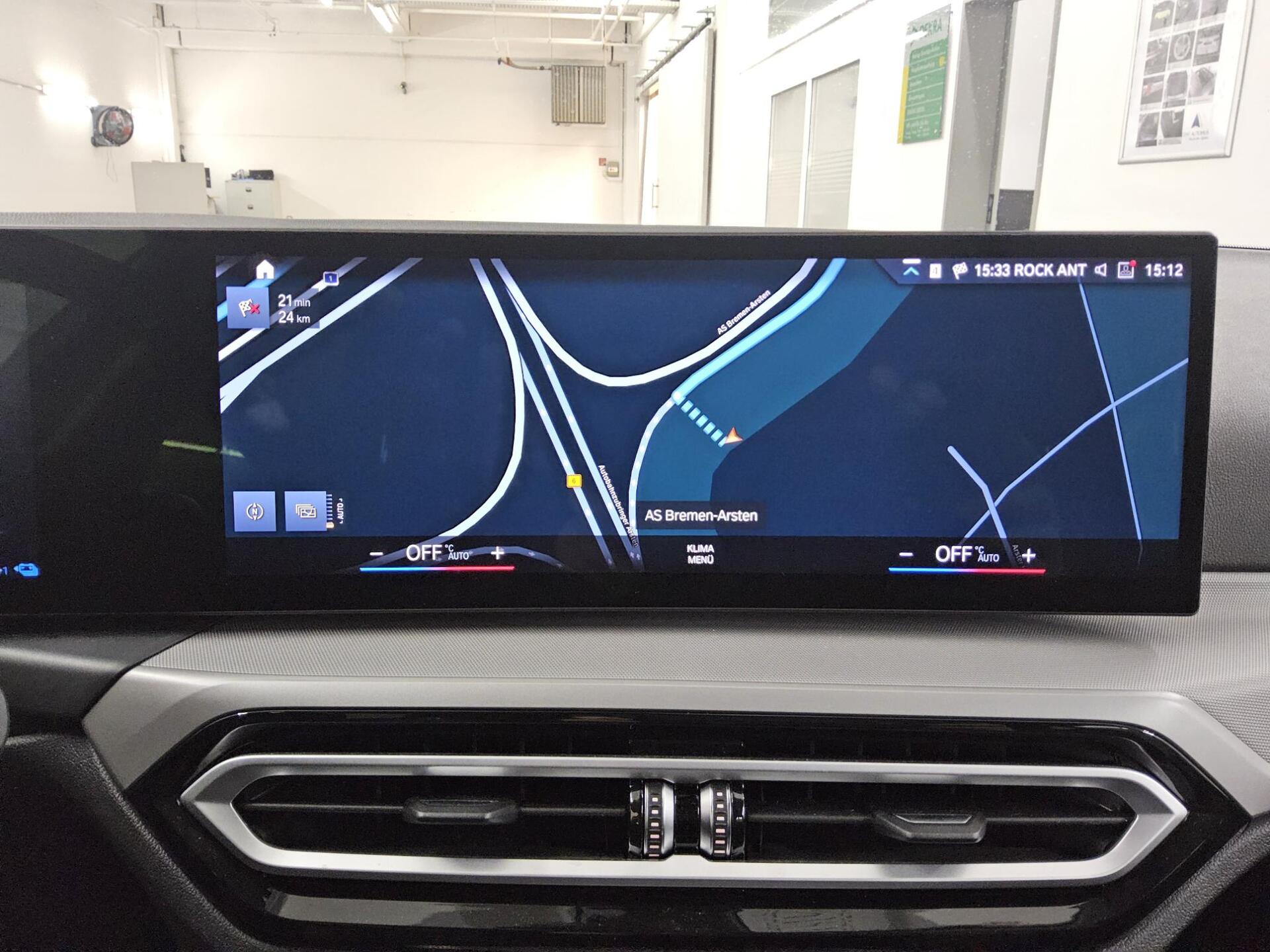 BMW 320e Touring T-Leder Curved Navi LED AHK ACC 7