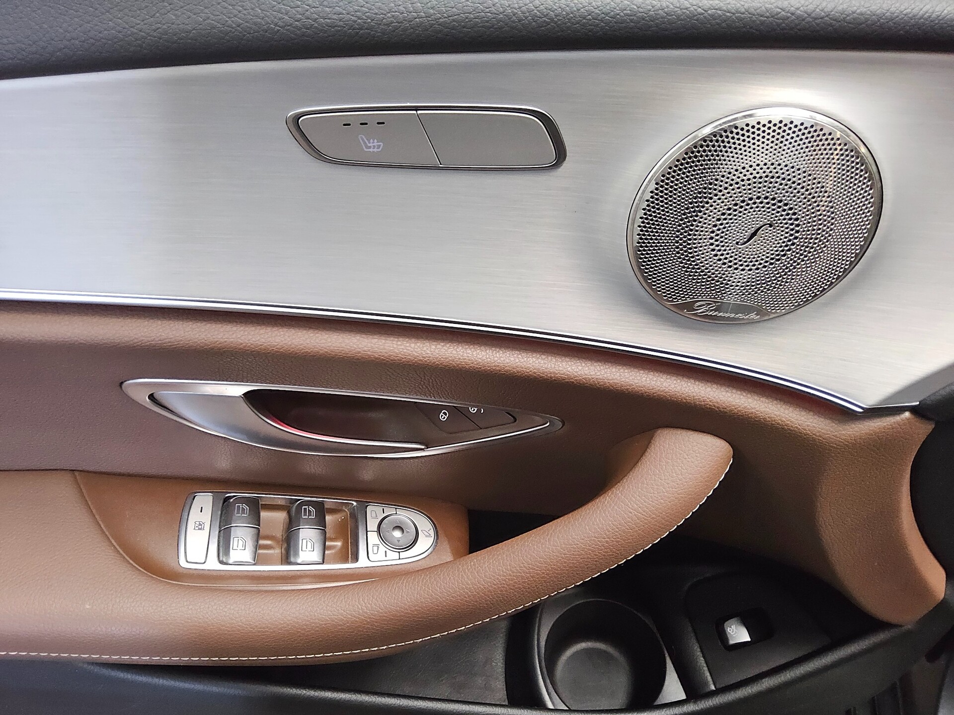Mercedes-Benz E 300 T de Avantgarde Leder Navi Burmester HuD 10