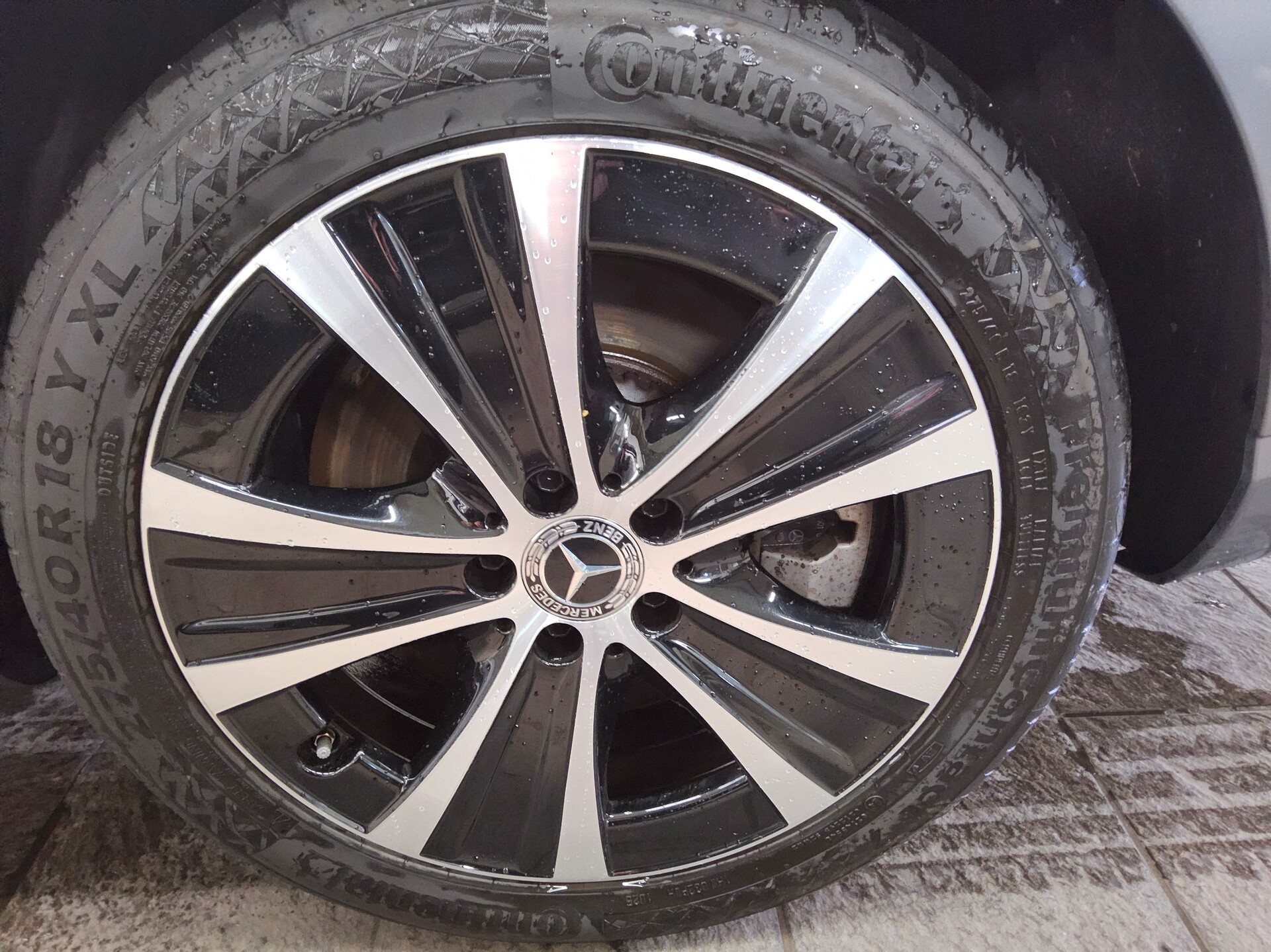 Mercedes-Benz E 300 T de Avantgarde Leder Navi Burmester HuD 11