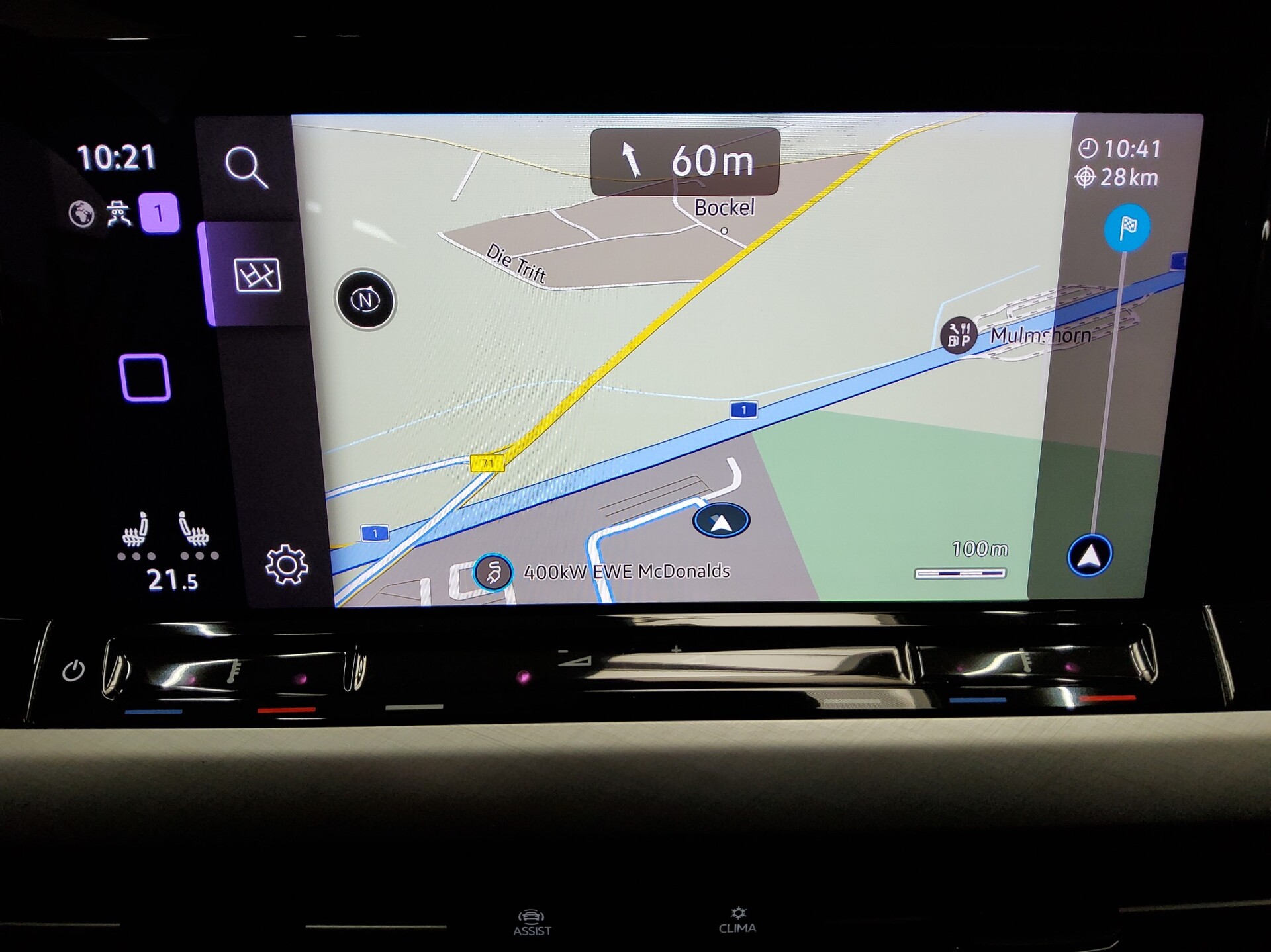 Volkswagen Golf-8 Var. 2.0 TDI Life Navi LED DC ACC PDC Shz 7