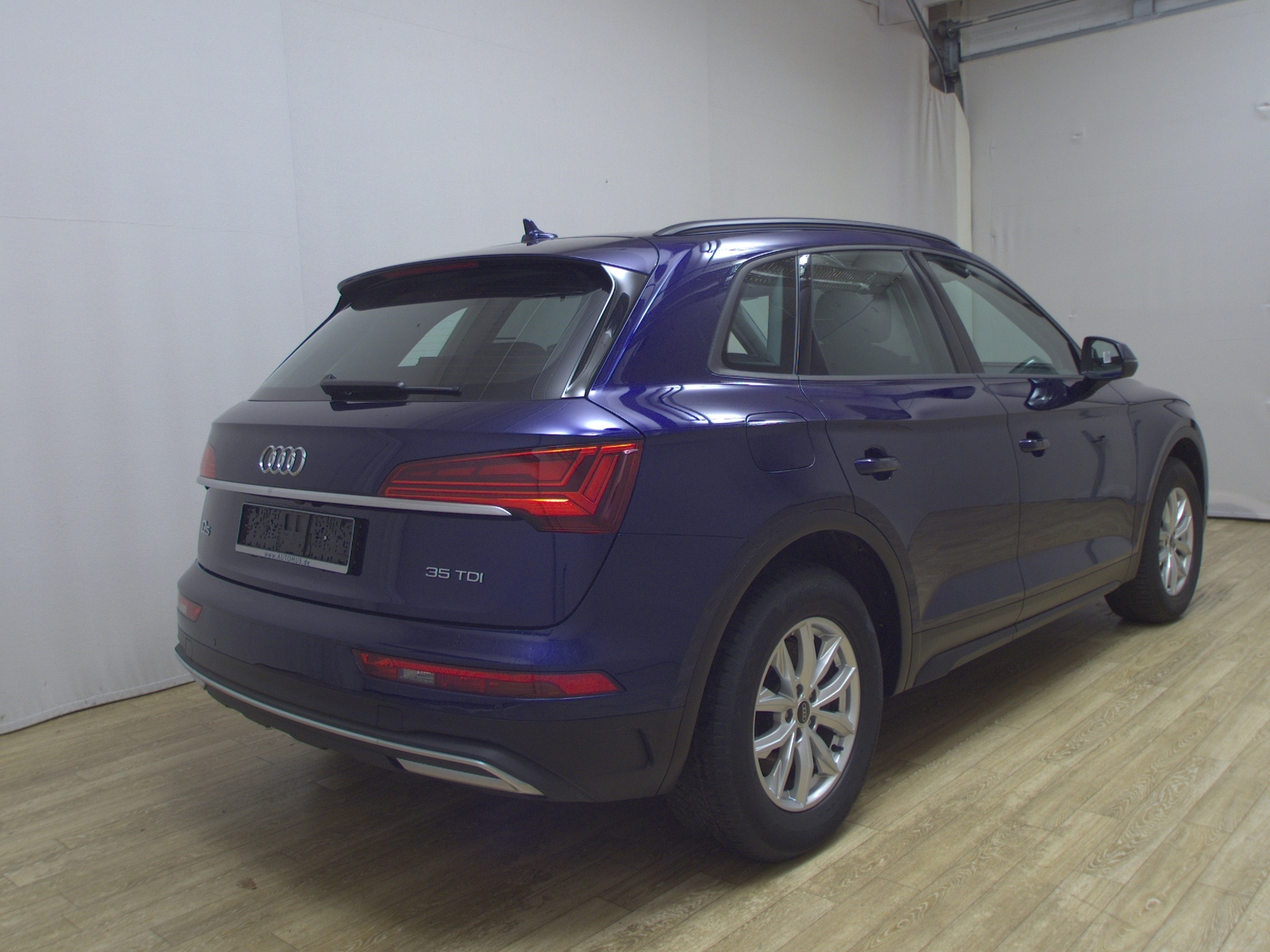 Audi Q5 35 TDI Navi LED virtual+ RfK PDC Shz 4