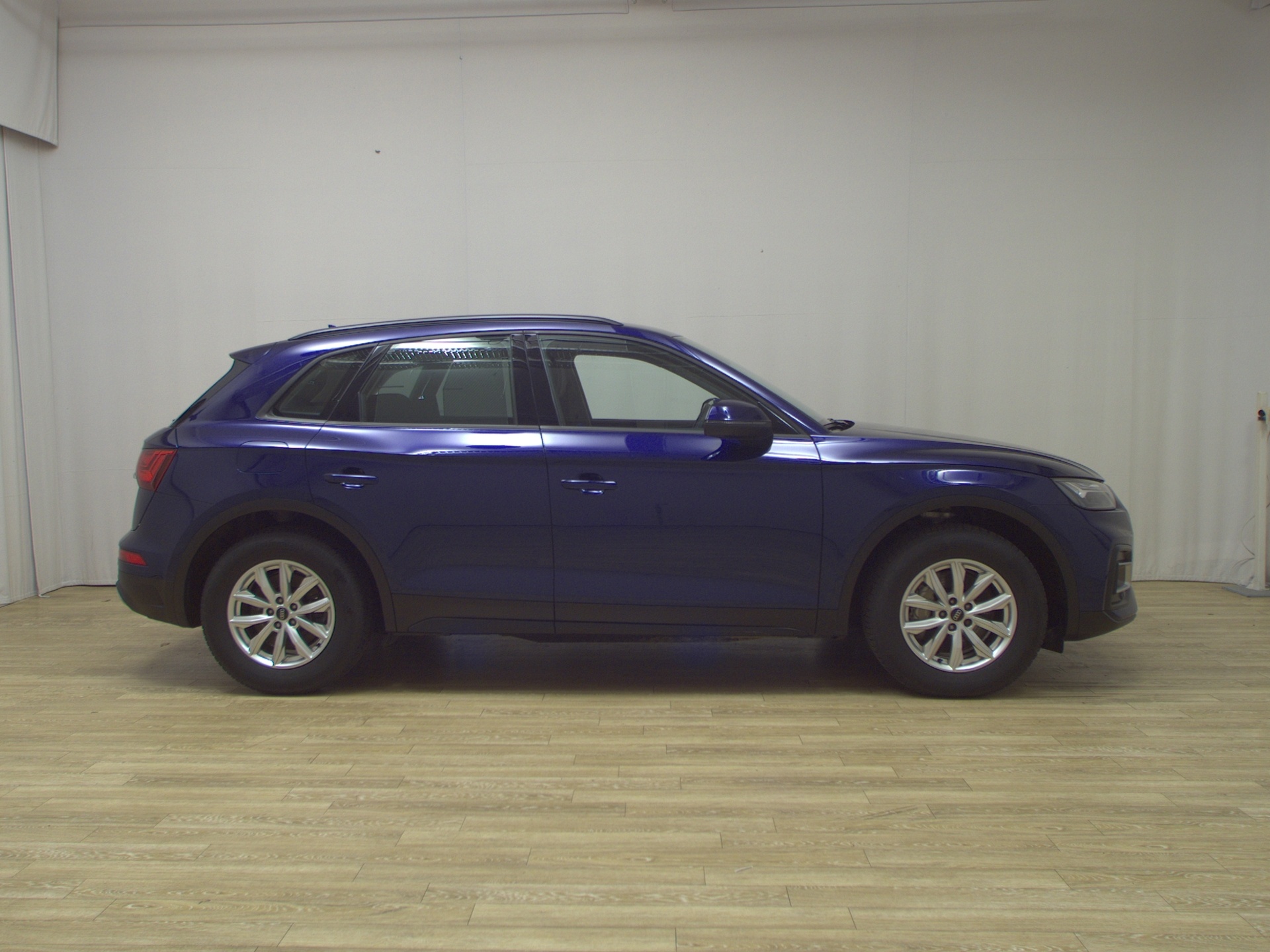 Audi Q5 35 TDI Navi LED virtual+ RfK PDC Shz