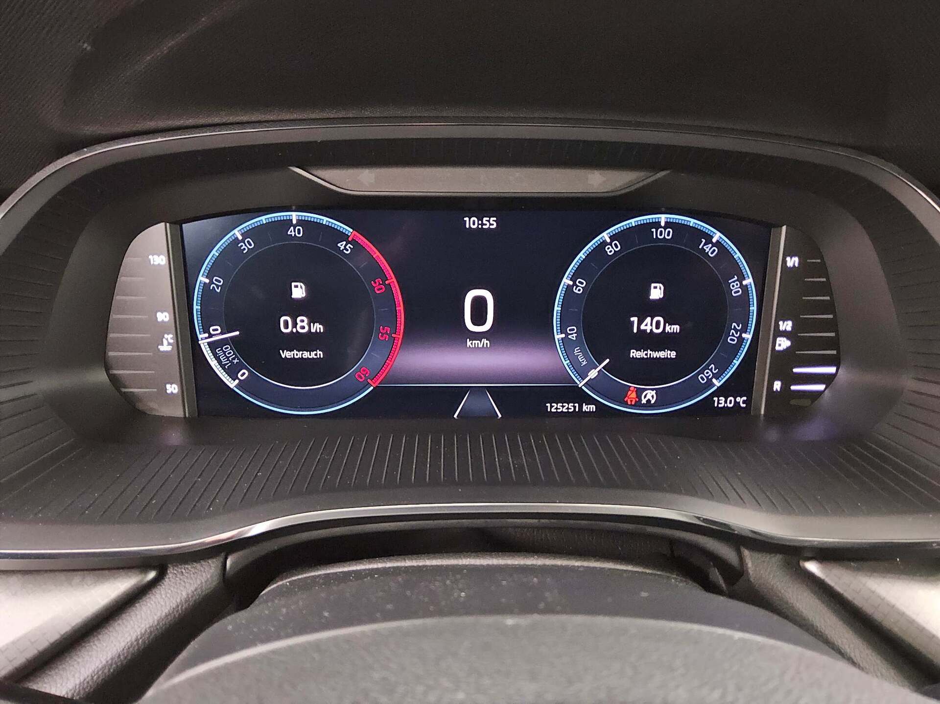 Skoda Octavia Kombi 2.0 TDI Ambition Navi LED vc 4xShz 8