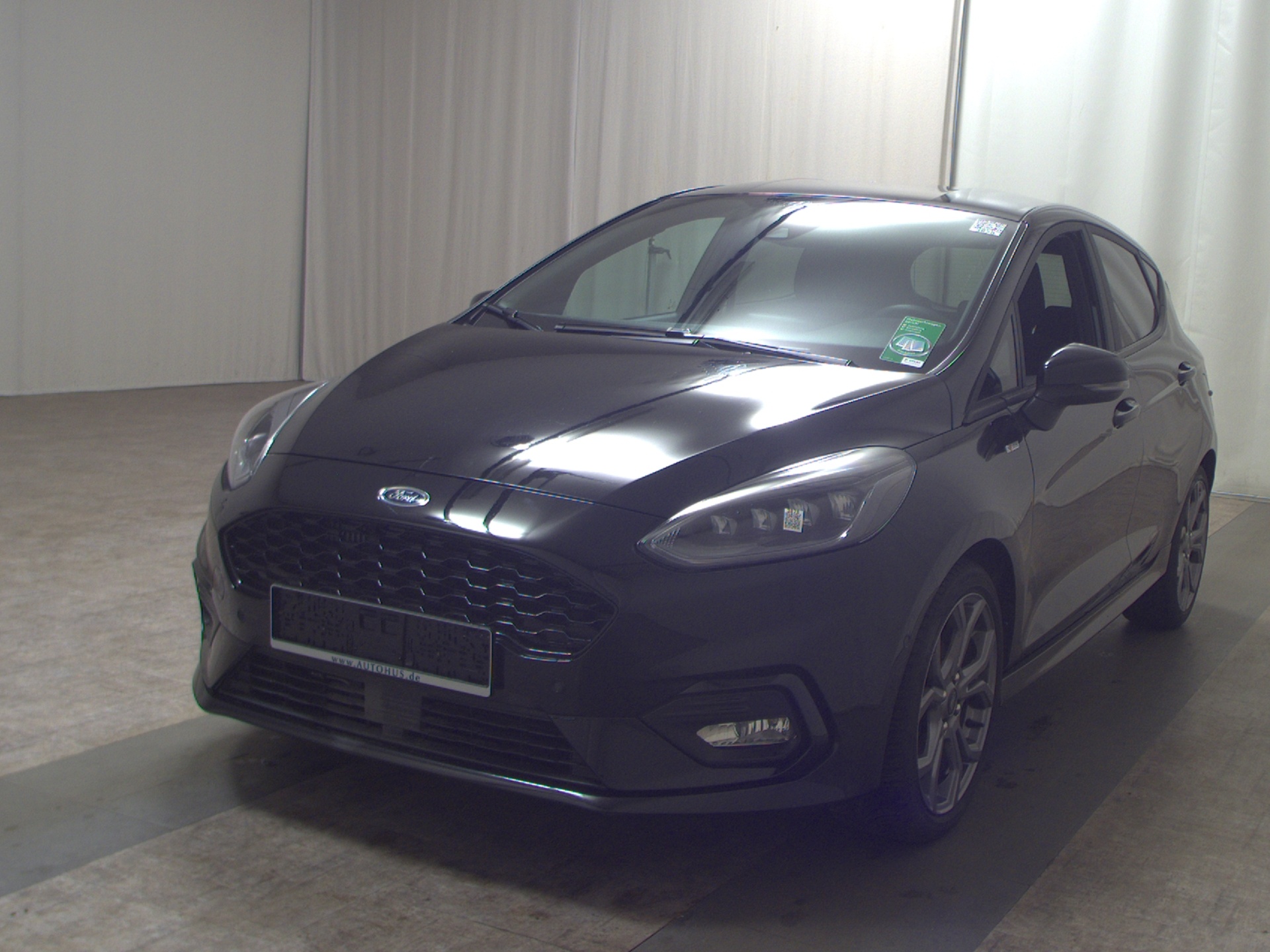 Ford Fiesta 1.0 EB ST-Line Navi LED ACC Shz PDC BT 2