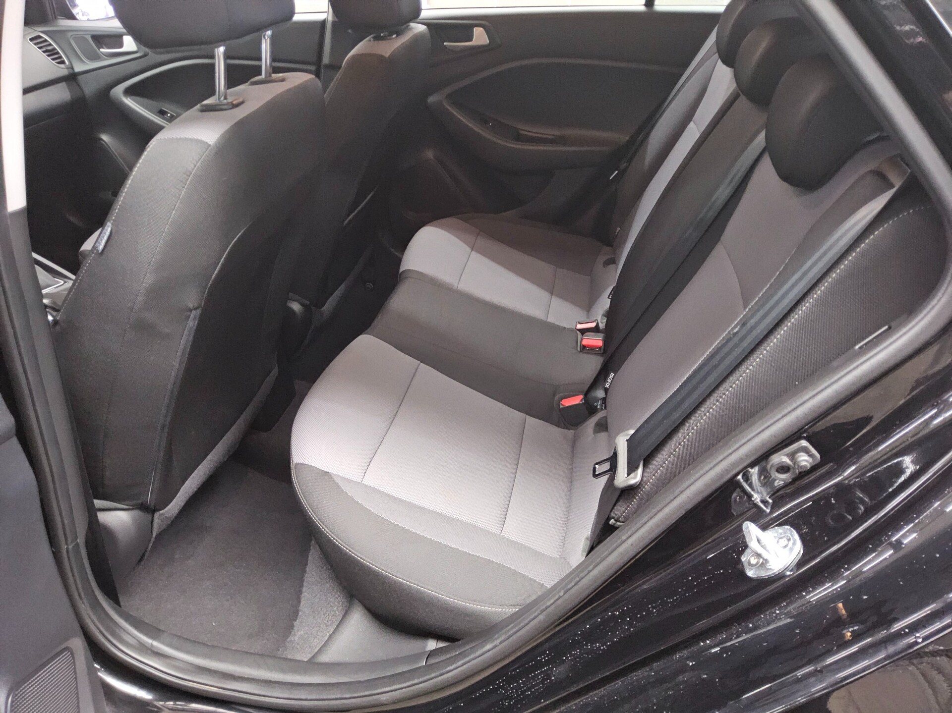 Hyundai i20 1.0 Trend Bluetooth Shz ZV 12