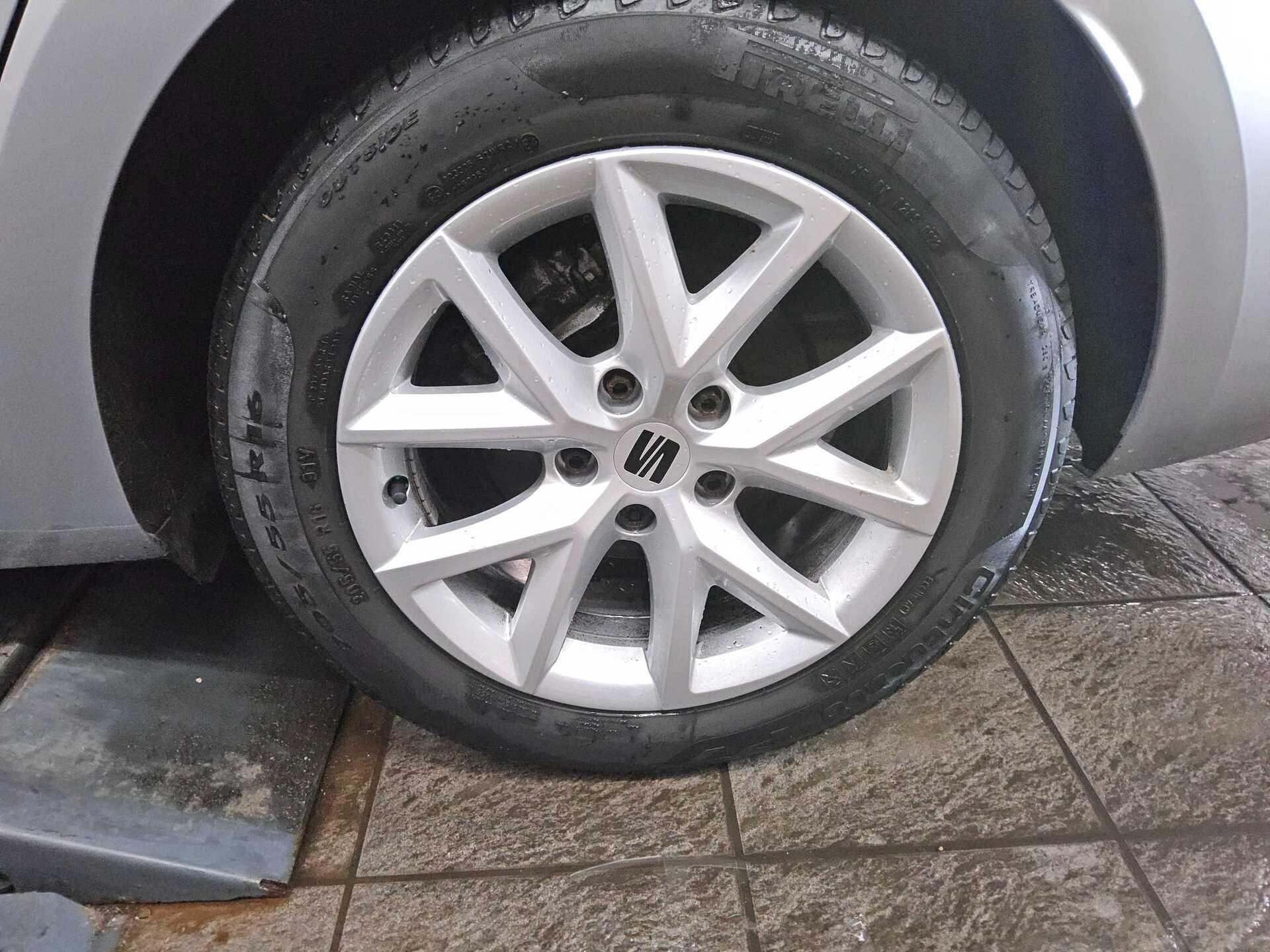 Seat Leon Sportstourer 2.0 TDI Style Navi LED vc PDC 11