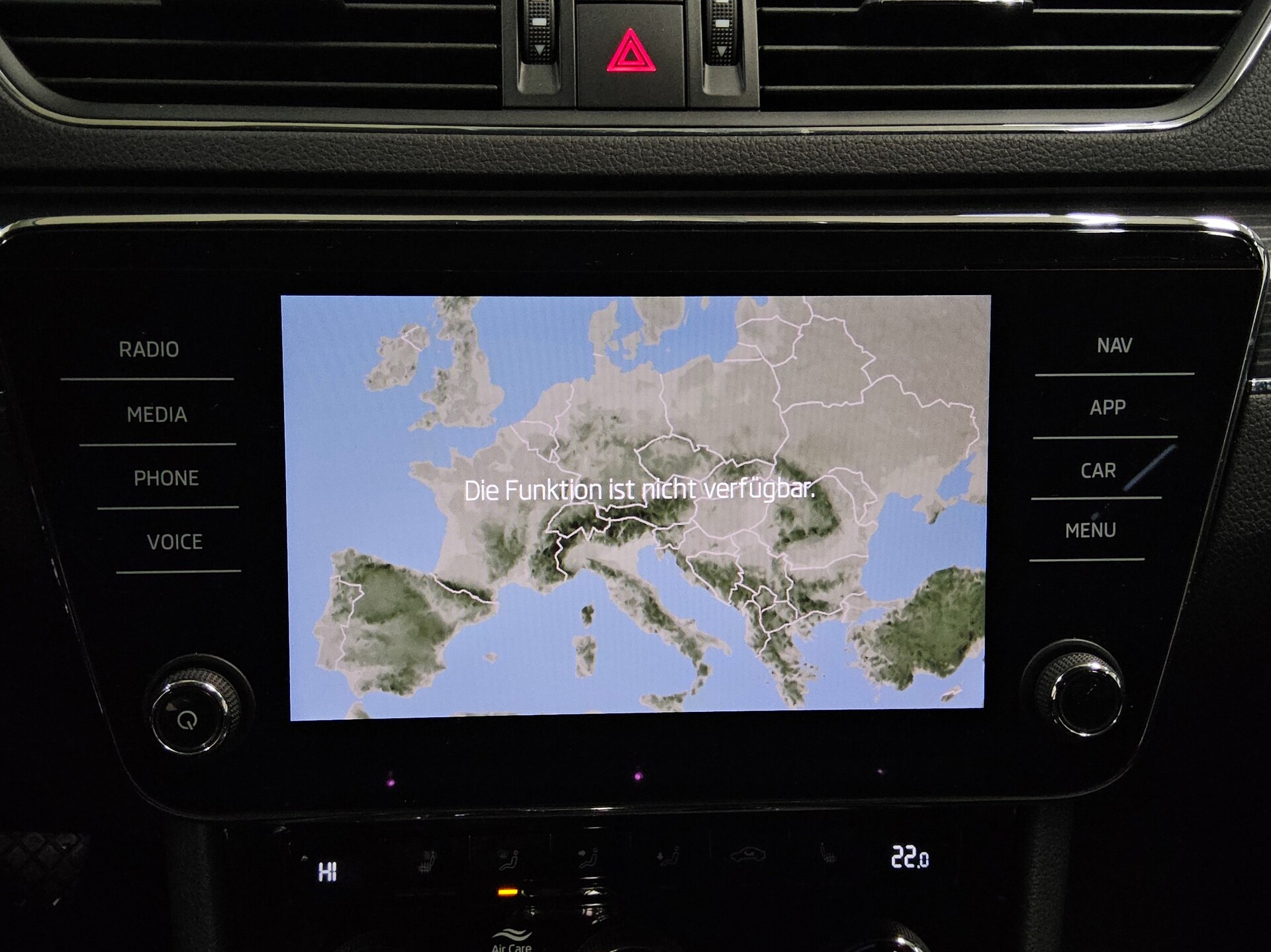 Skoda Superb Kombi 2.0 TDI Style Navi AHK PDC ACC Shz 7