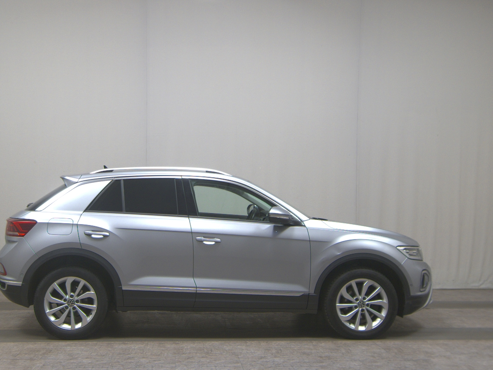 Volkswagen T-Roc 2.0 TDI Style 2-Sitzer Navi LED AID RfK