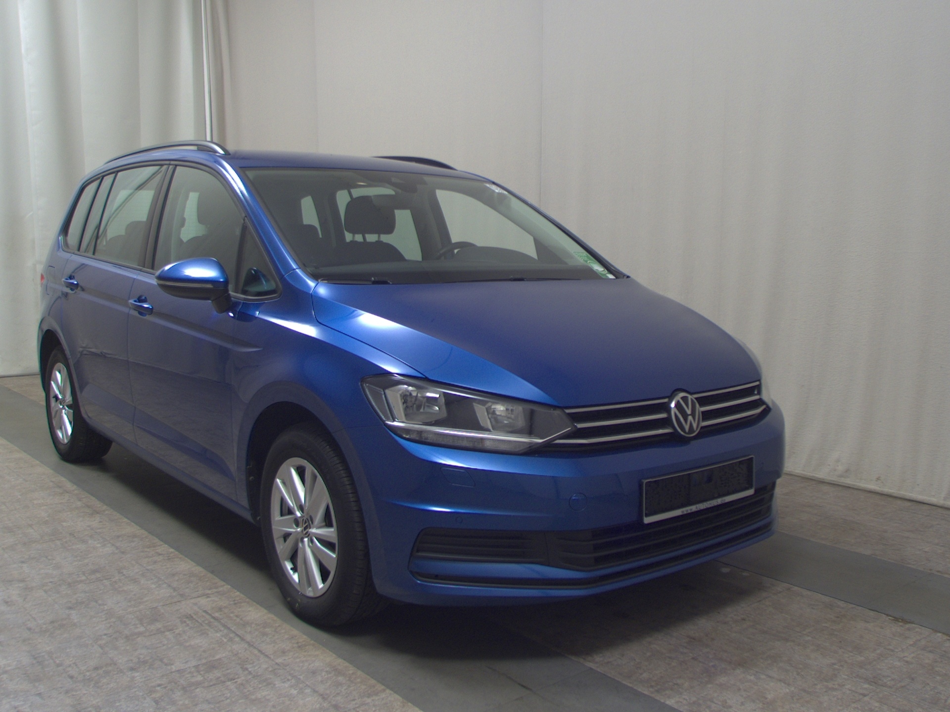 Volkswagen Touran 2.0 TDI Comf. Navi AID ACC Shz PDC BT 3