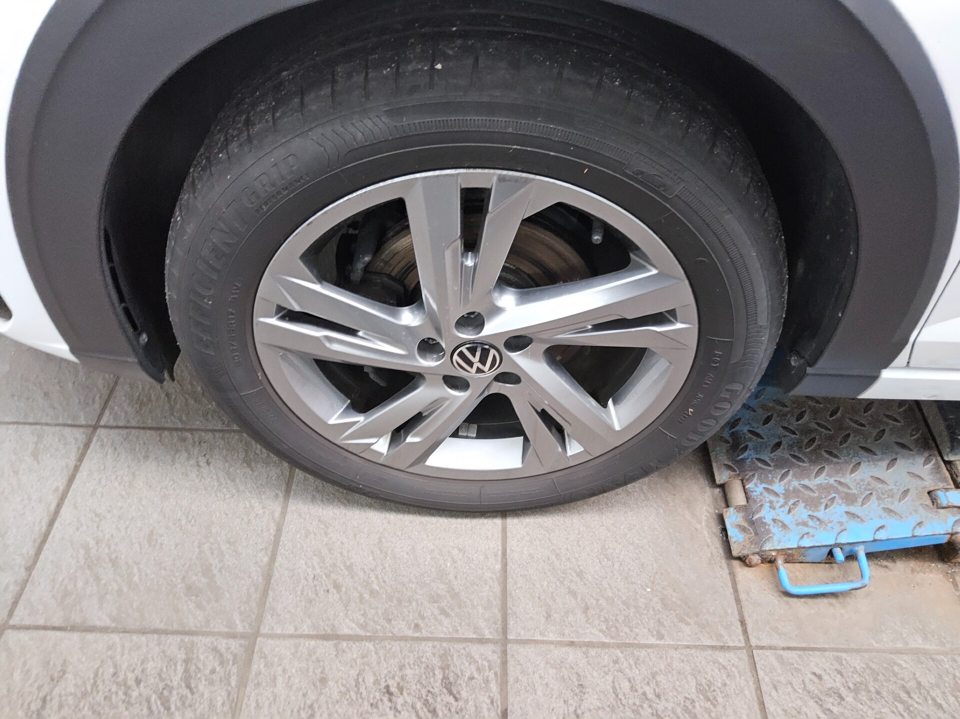 Volkswagen Taigo 1.0 TSI R-Line Navi LED AID RfK ACC PDC 11