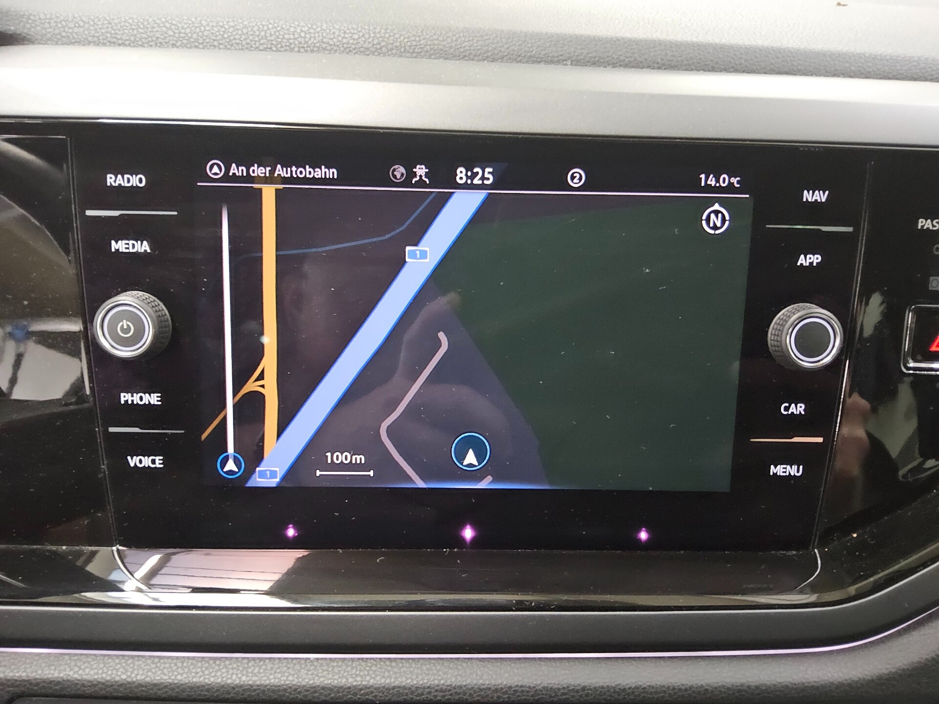 Volkswagen Taigo 1.0 TSI R-Line Navi LED AID RfK ACC PDC 8